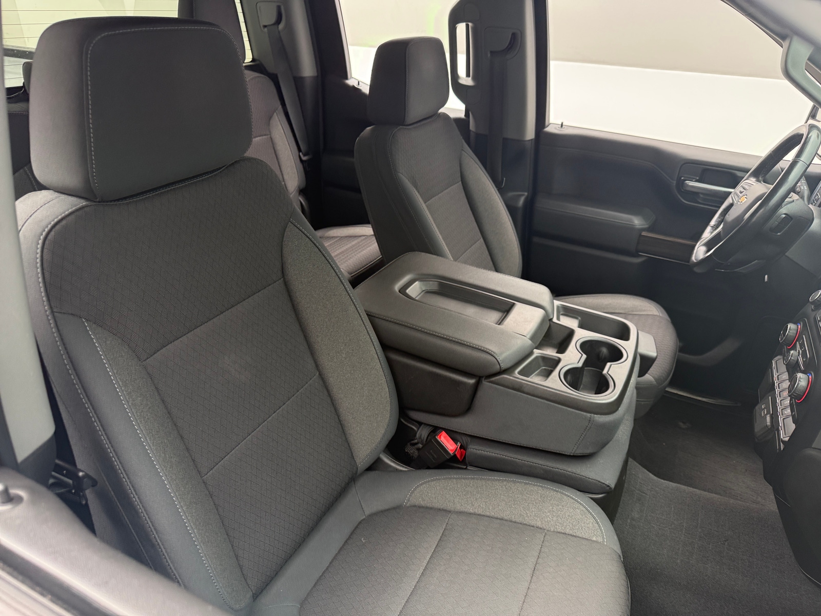Thumbnail: 2019 Chevrolet Silverado 1500 - 2