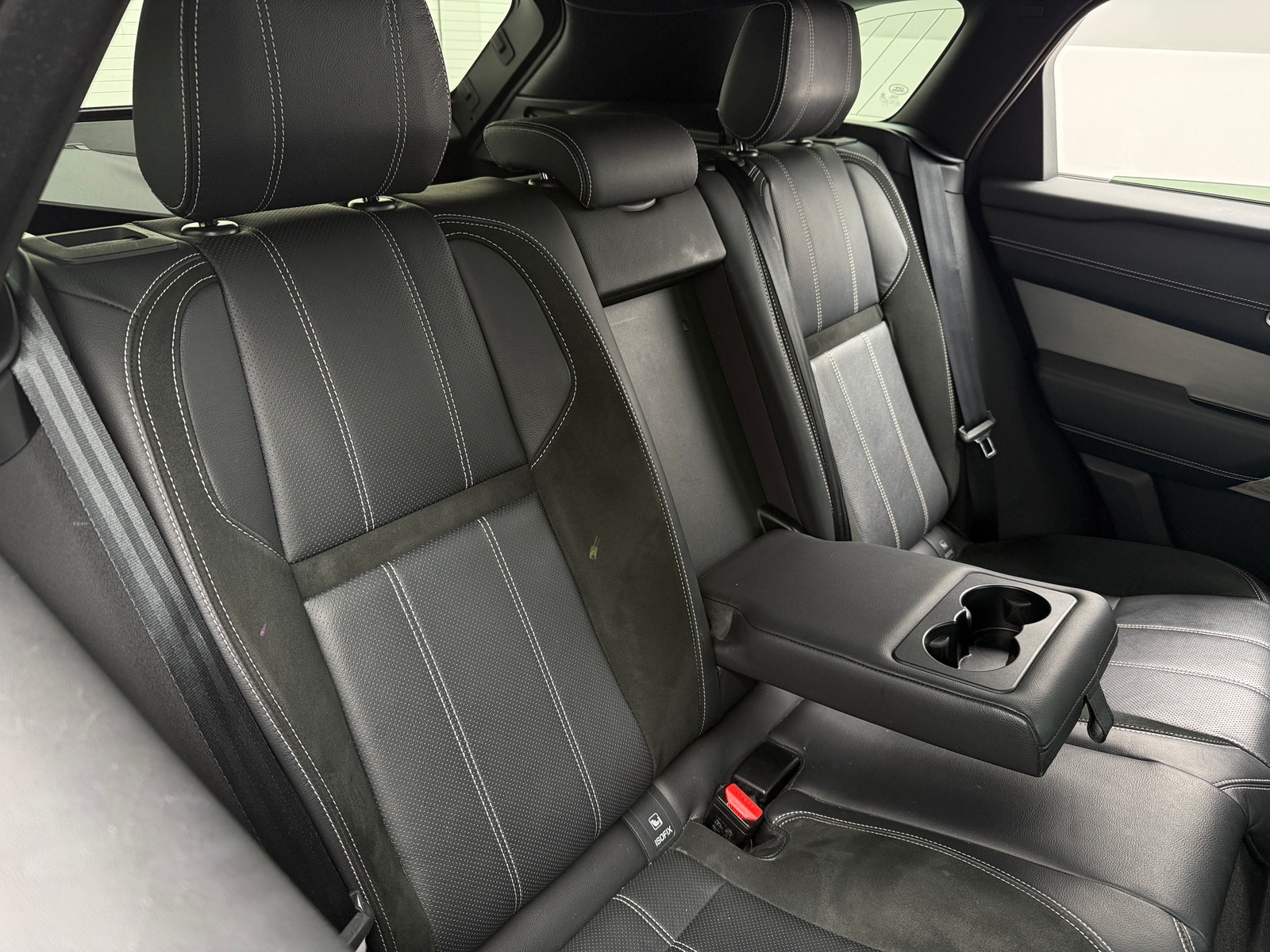 Thumbnail: 2018 Land Rover Range Rover Velar - 6