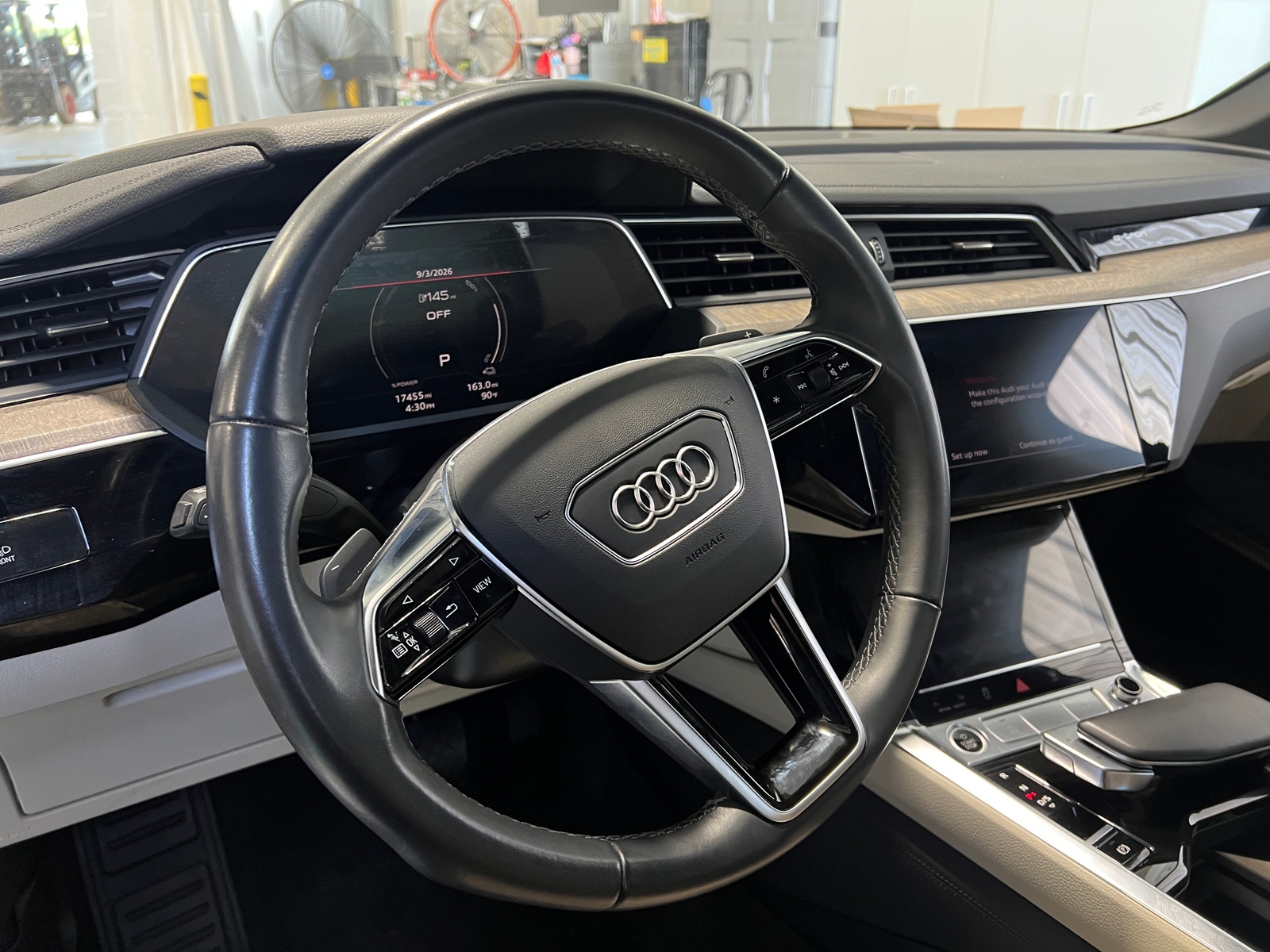 Thumbnail: 2024 Audi Q8 e-tron - 5