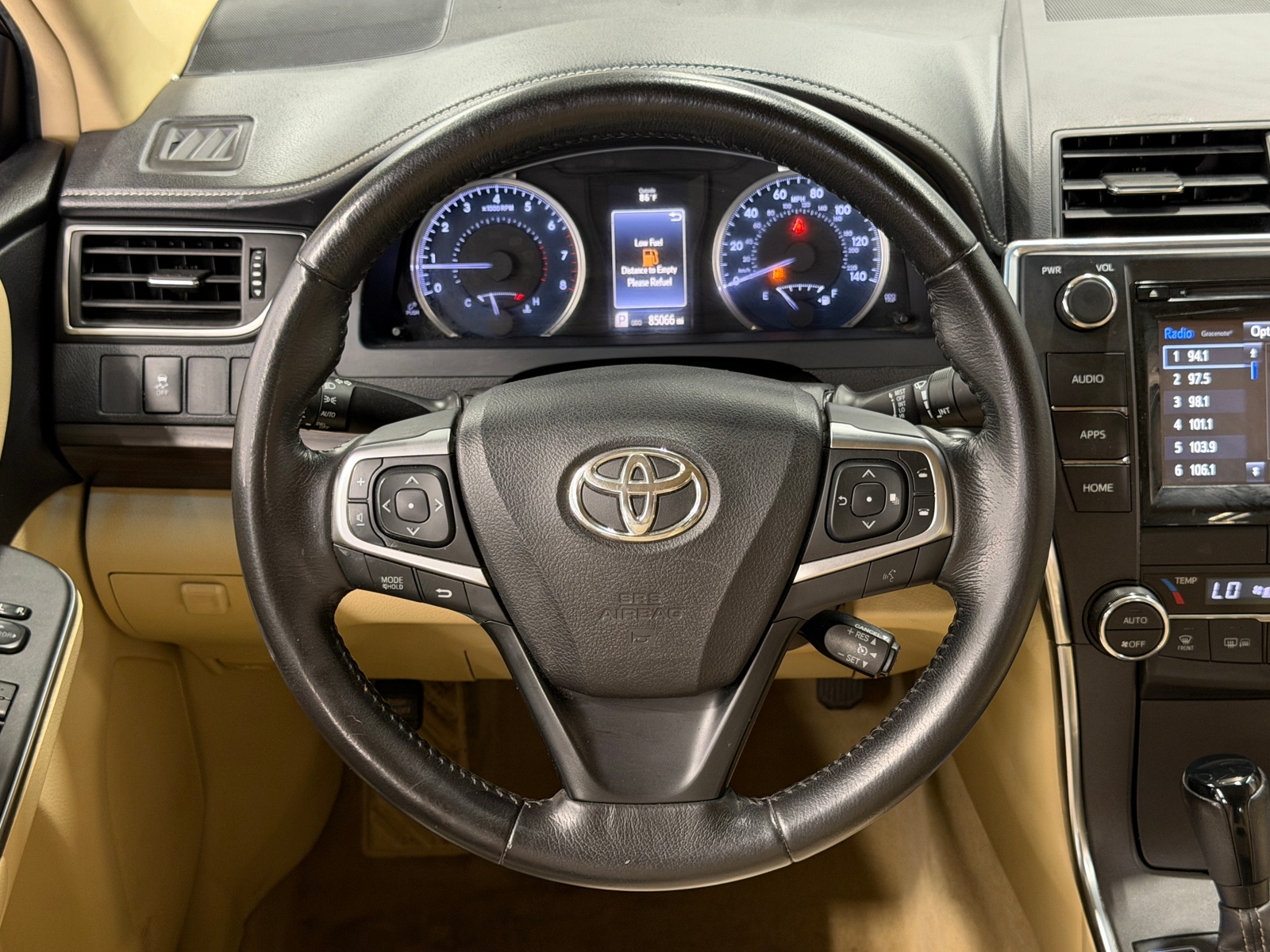 Thumbnail: 2016 Toyota Camry - 5