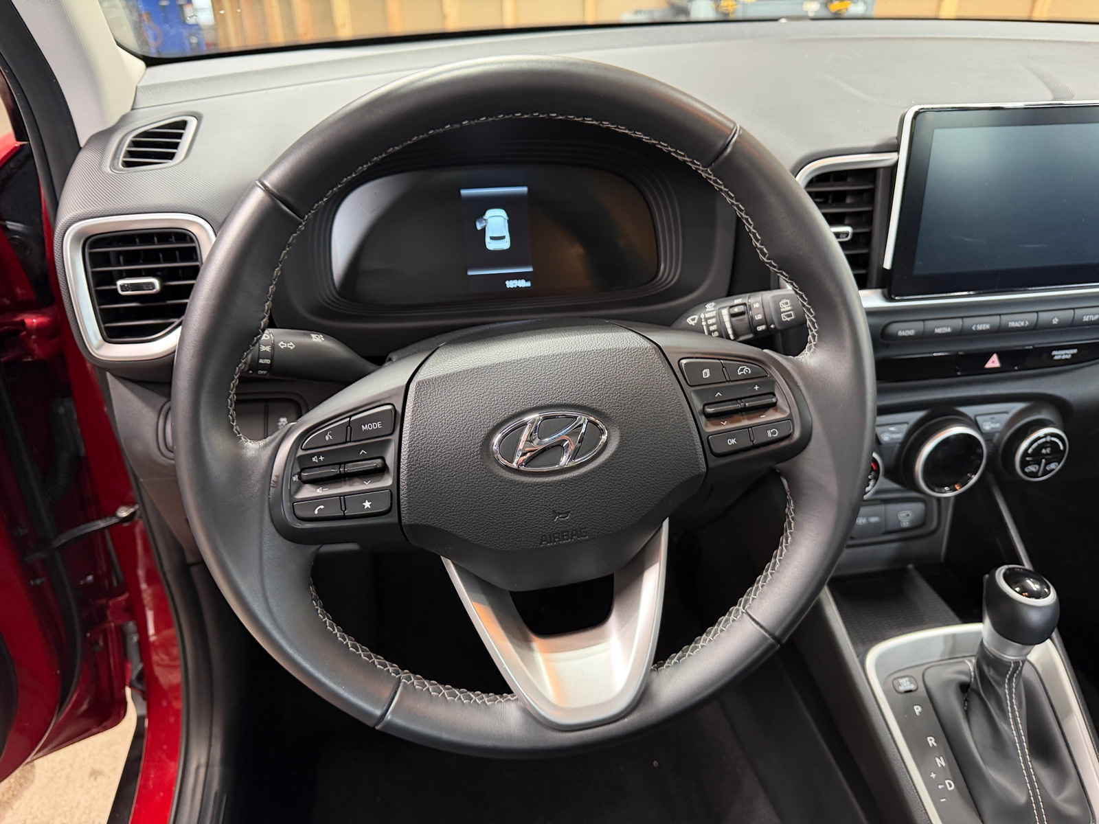 Thumbnail: 2025 Hyundai Venue - 5