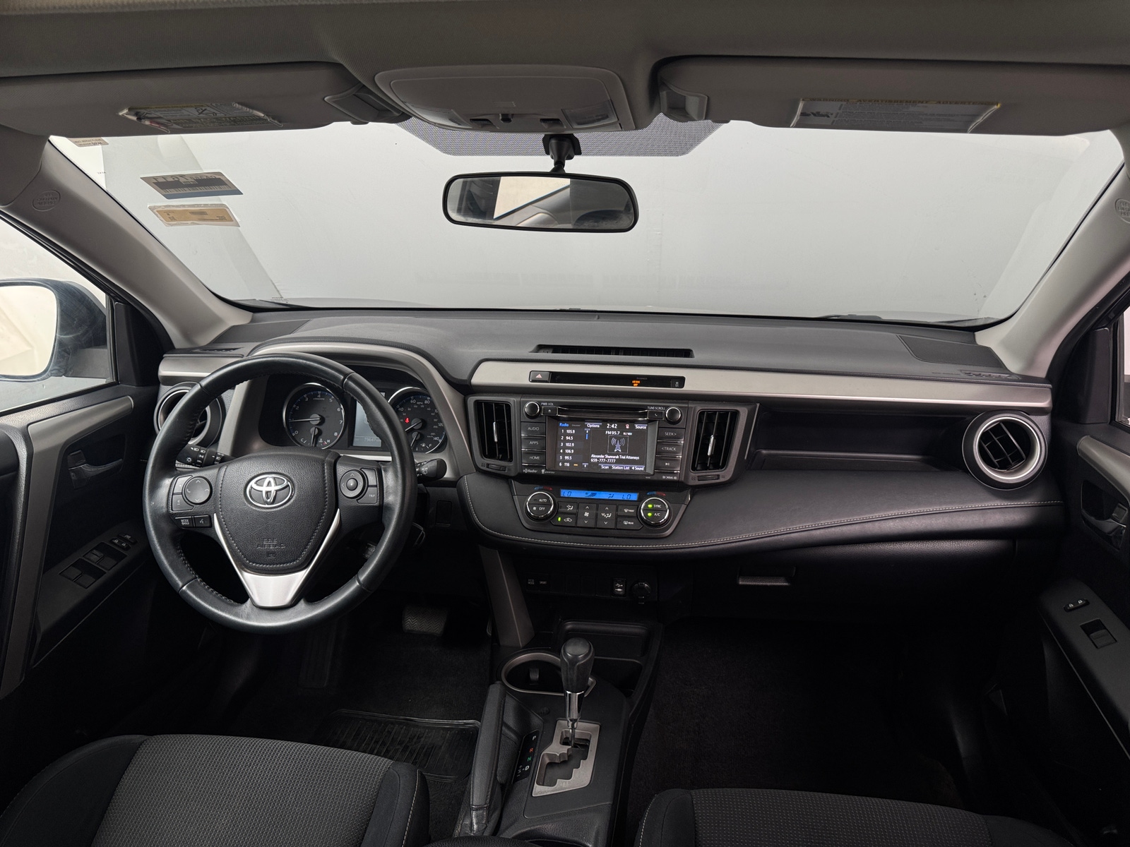 Thumbnail: 2016 Toyota RAV4 - 3