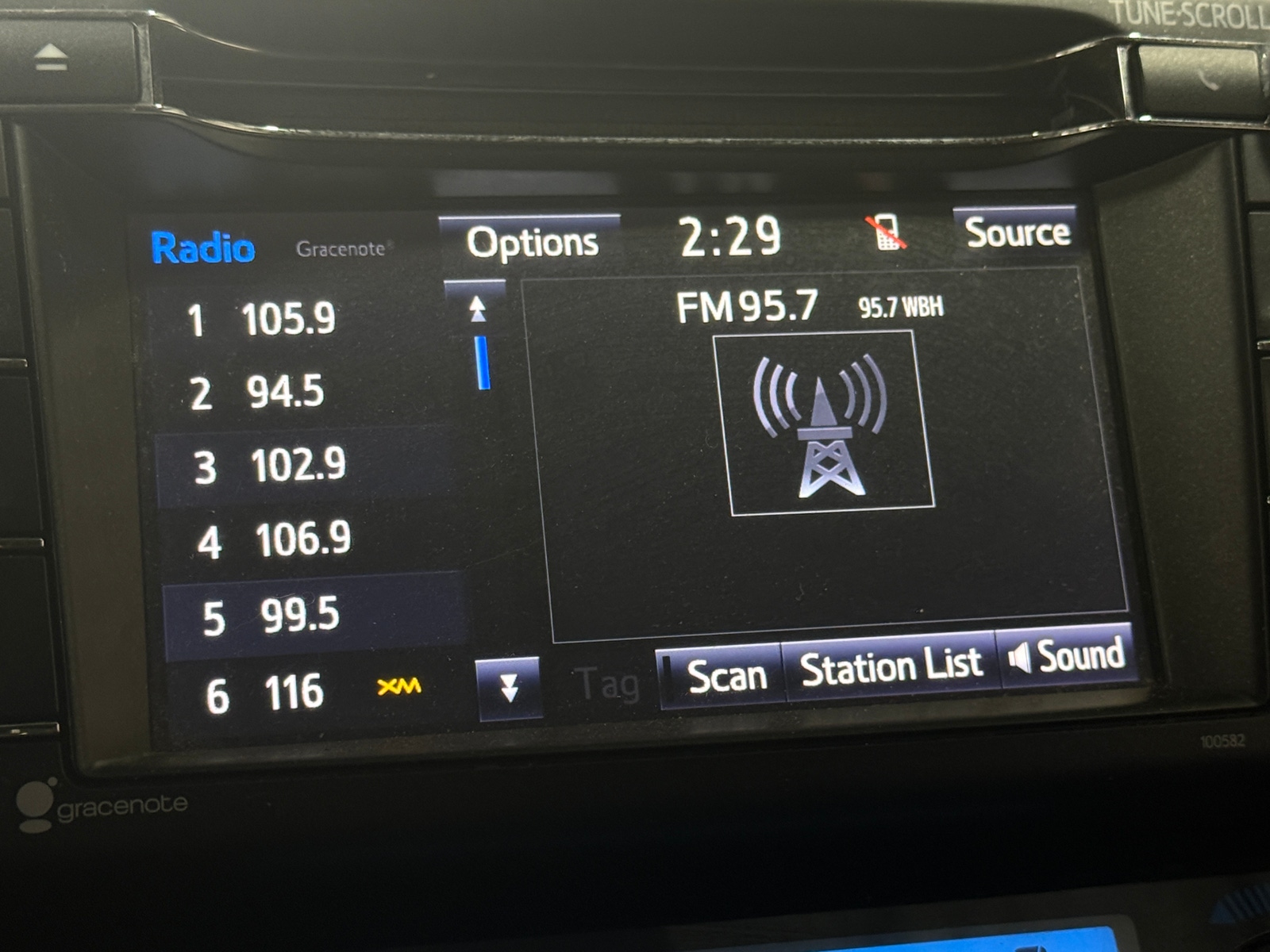 Thumbnail: 2016 Toyota RAV4 - 4