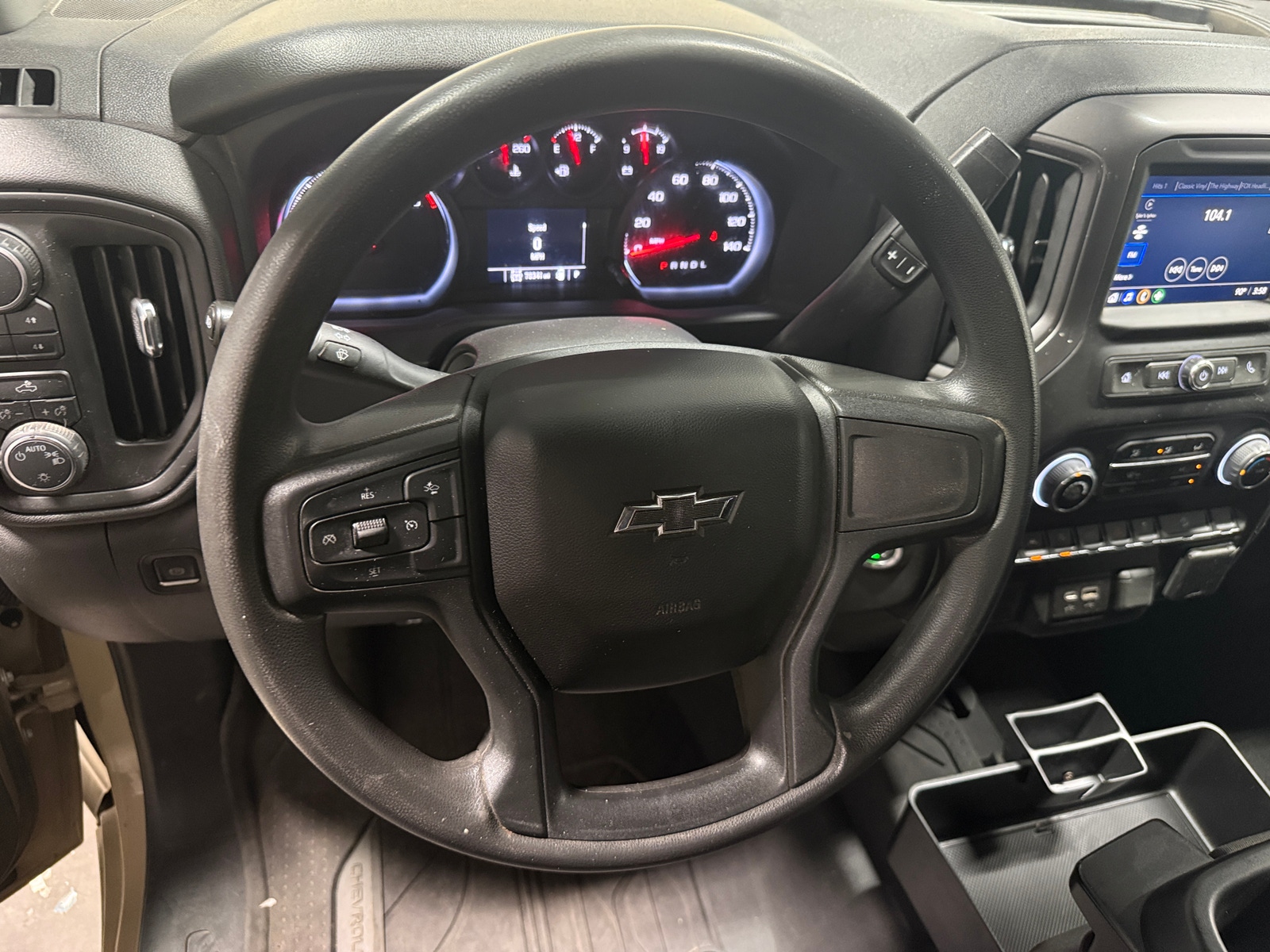 Thumbnail: 2022 Chevrolet Silverado 1500 - 5