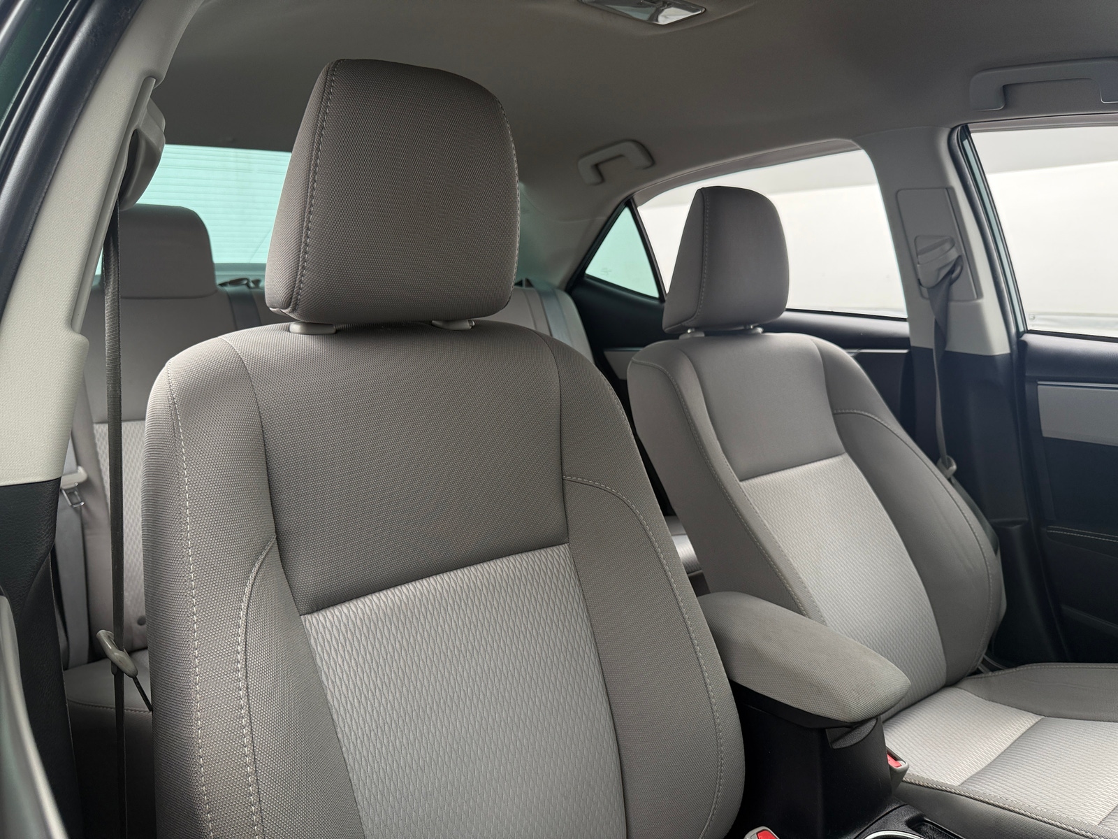 Thumbnail: 2014 Toyota Corolla - 2