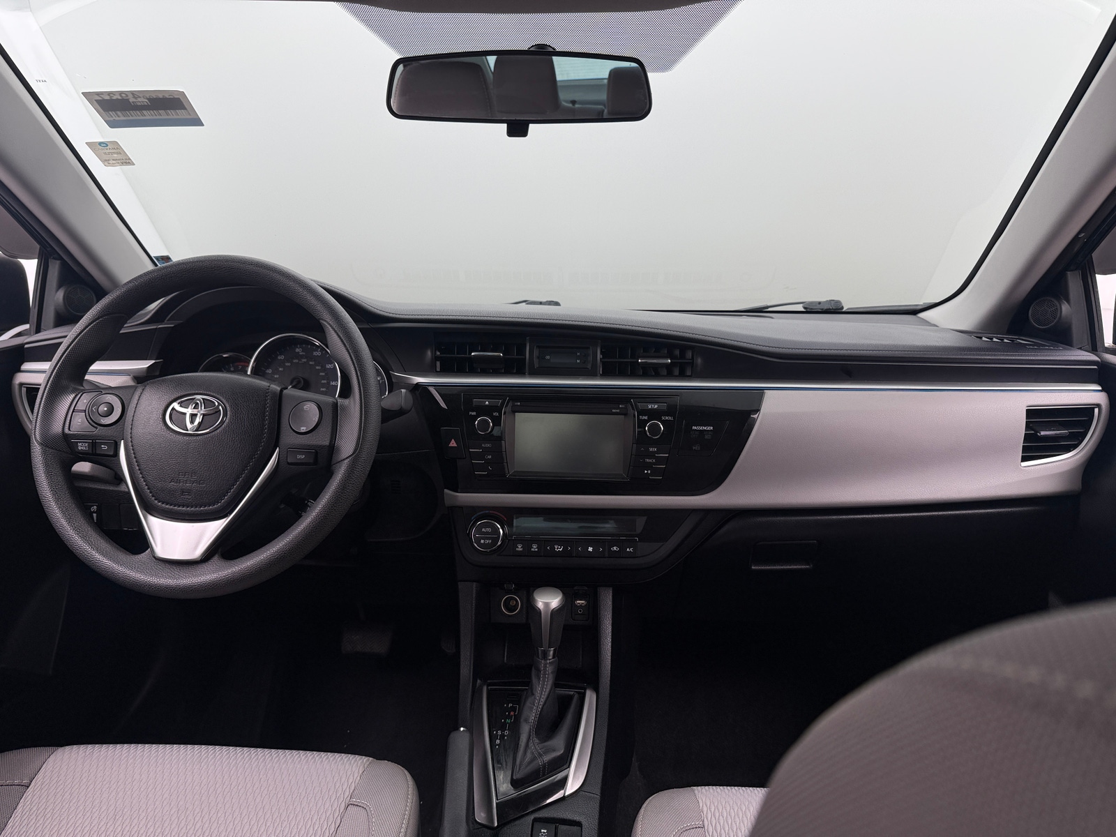 Thumbnail: 2014 Toyota Corolla - 3