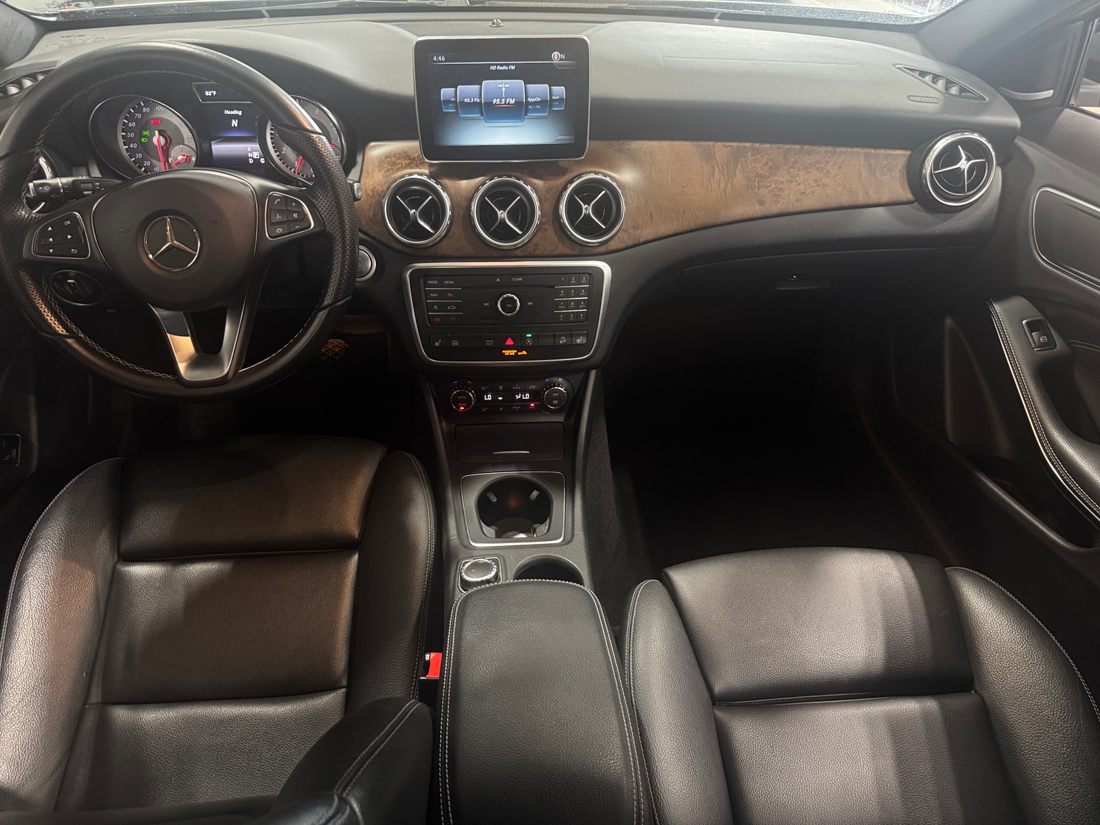 Thumbnail: 2016 Mercedes-Benz GLA - 2