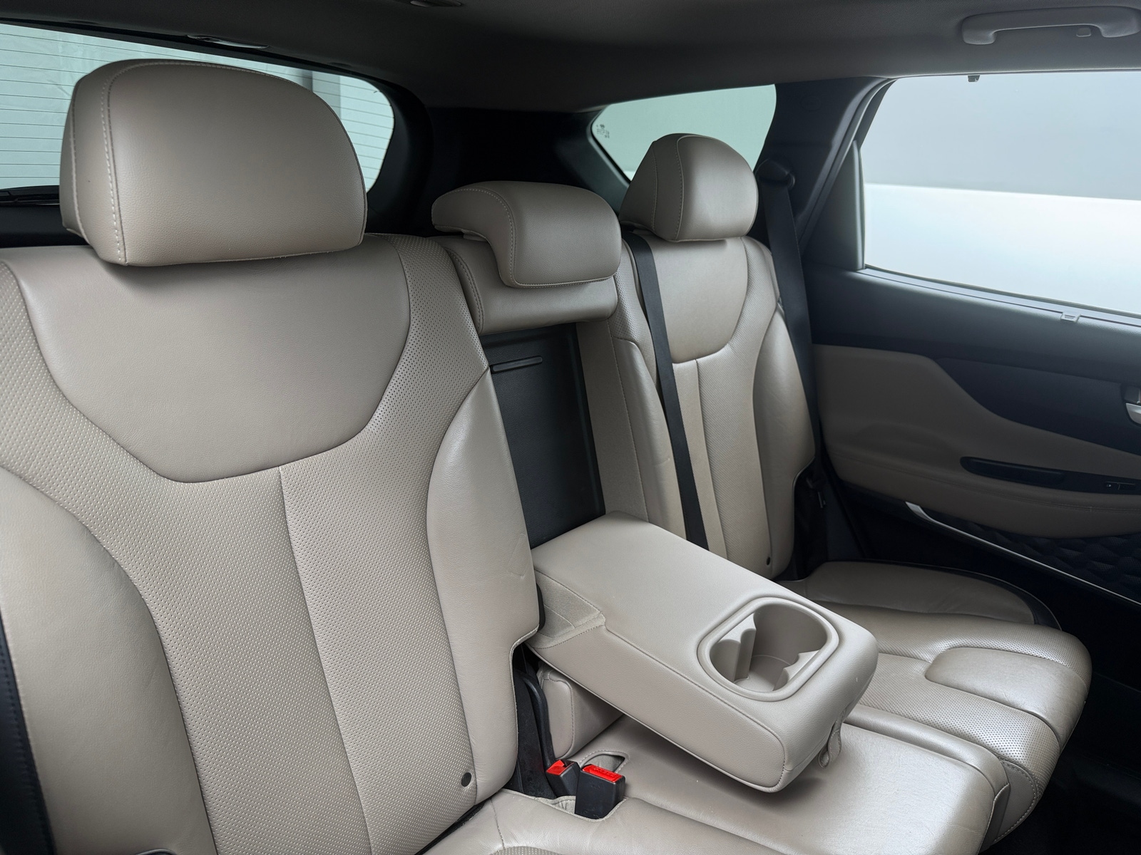 Thumbnail: 2021 Hyundai Santa Fe - 5