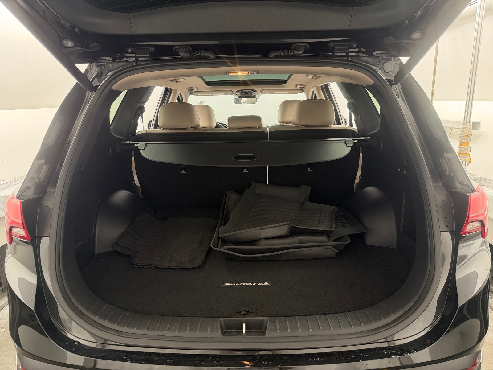 Thumbnail: 2021 Hyundai Santa Fe - 6
