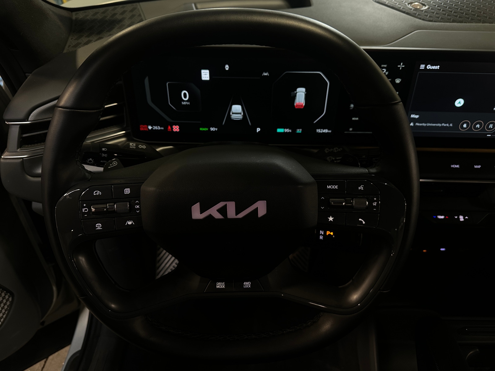 Thumbnail: 2024 Kia EV9 - 4