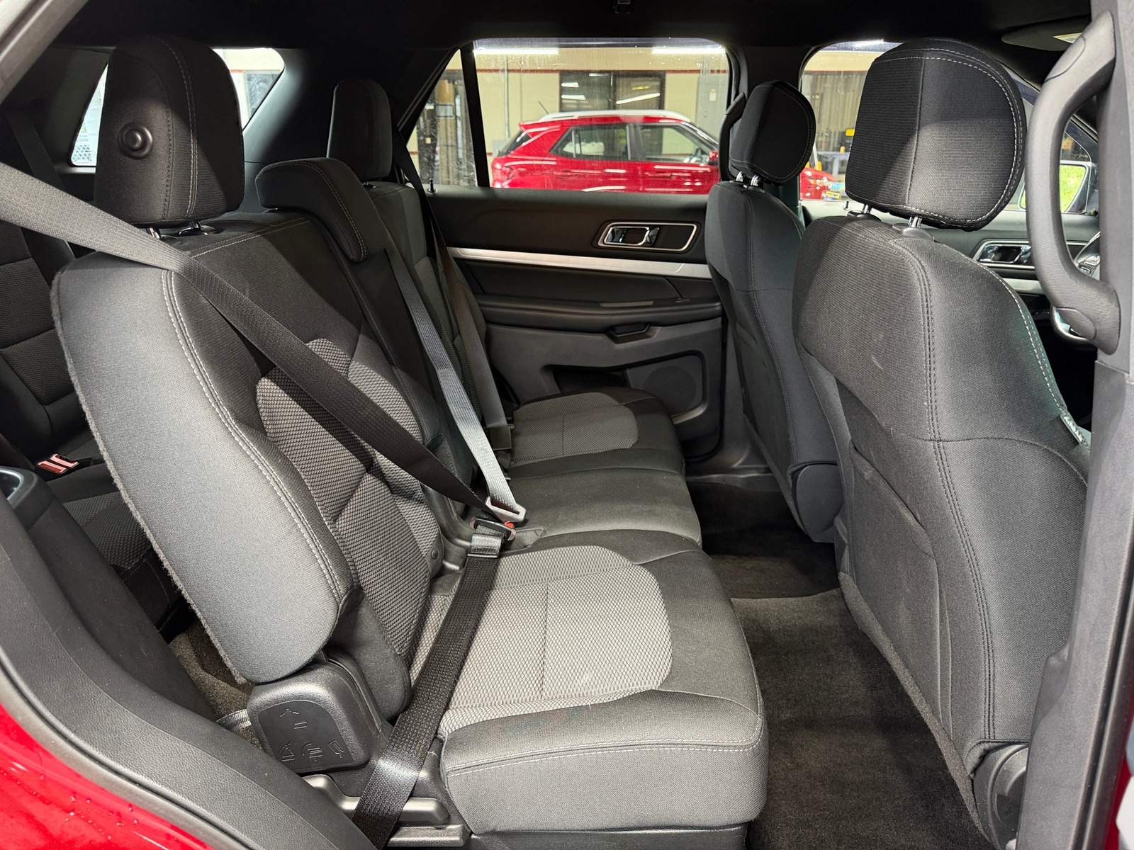 Thumbnail: 2016 Ford Explorer - 6
