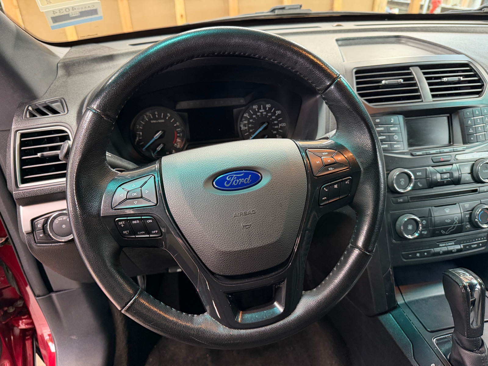 Thumbnail: 2016 Ford Explorer - 5