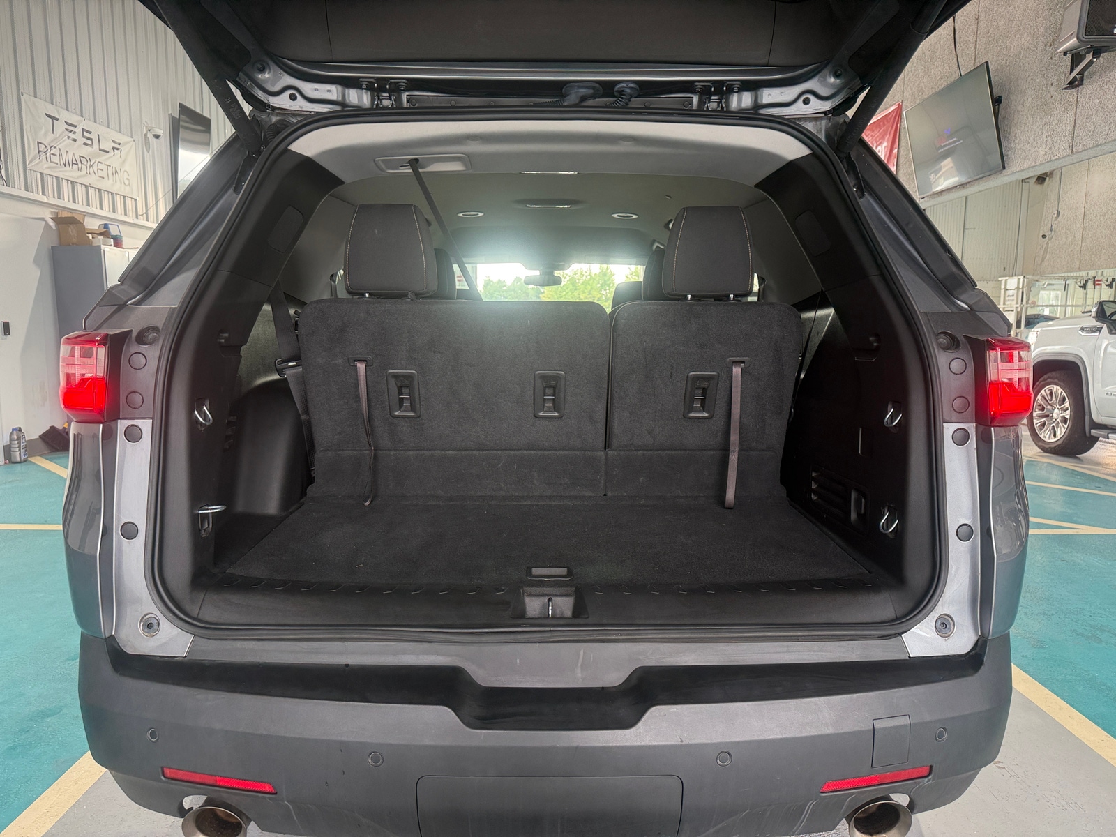 Thumbnail: 2019 Chevrolet Traverse - 7