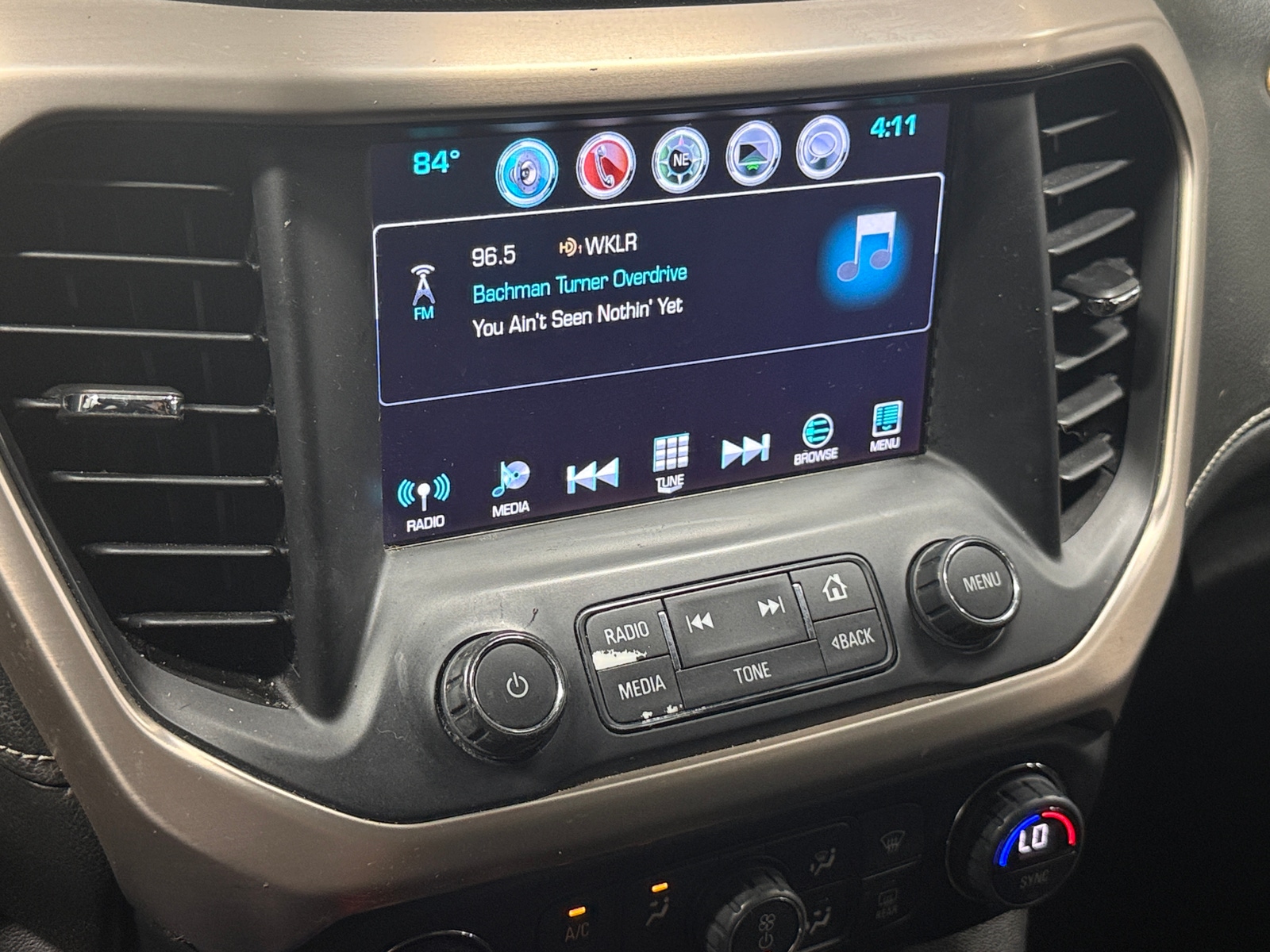 Thumbnail: 2018 GMC Acadia - 3