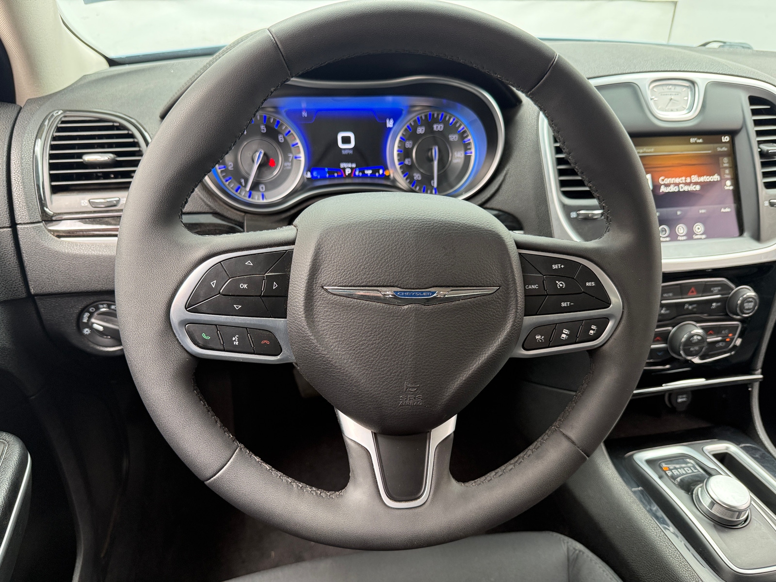 Thumbnail: 2023 Chrysler 300 - 5