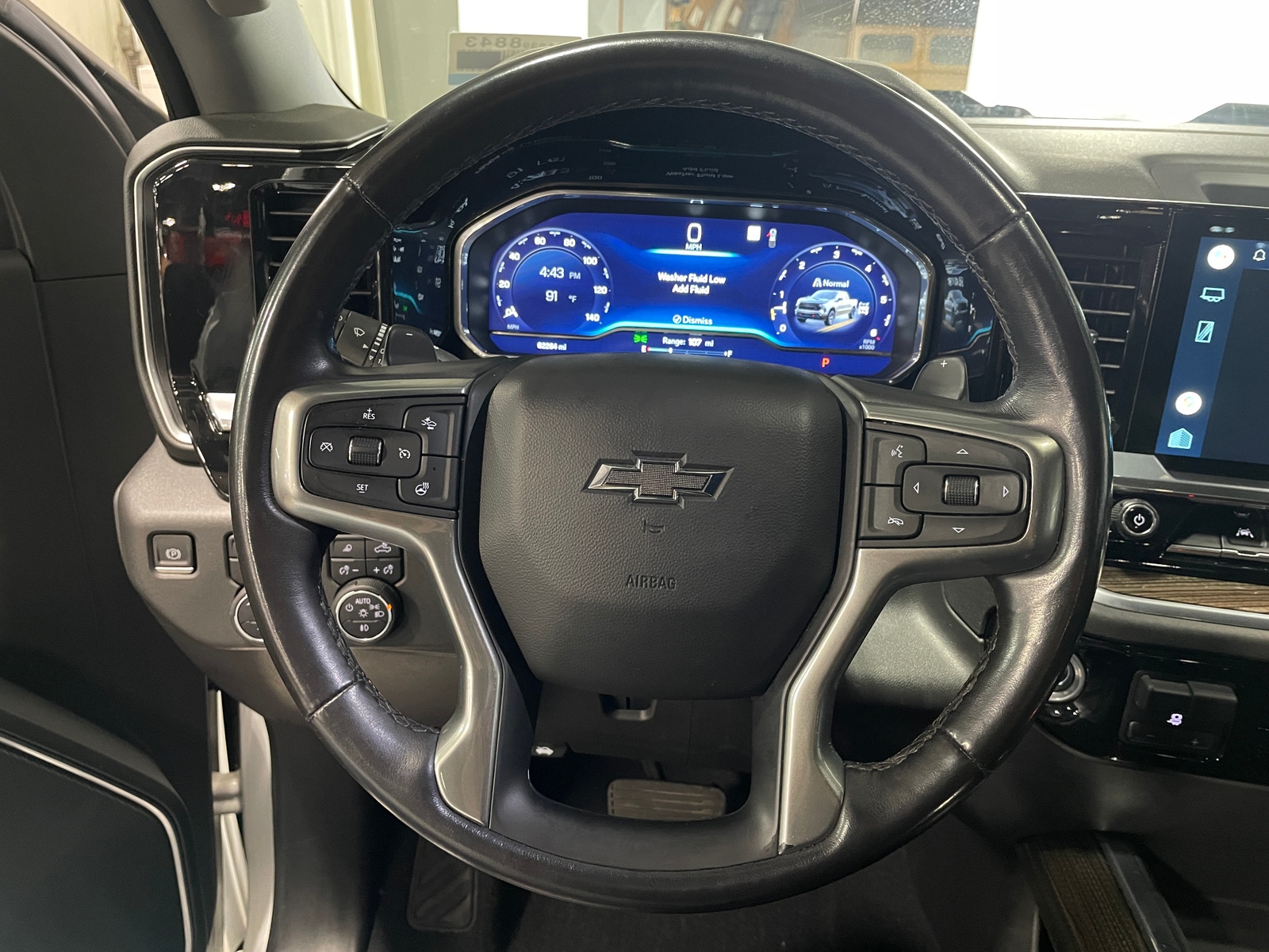 Thumbnail: 2022 Chevrolet Silverado 1500 - 5