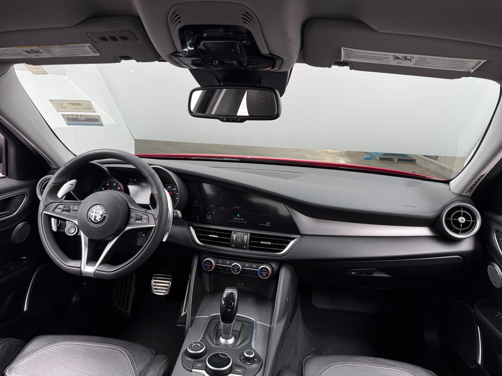 Thumbnail: 2017 Alfa Romeo Giulia - 2