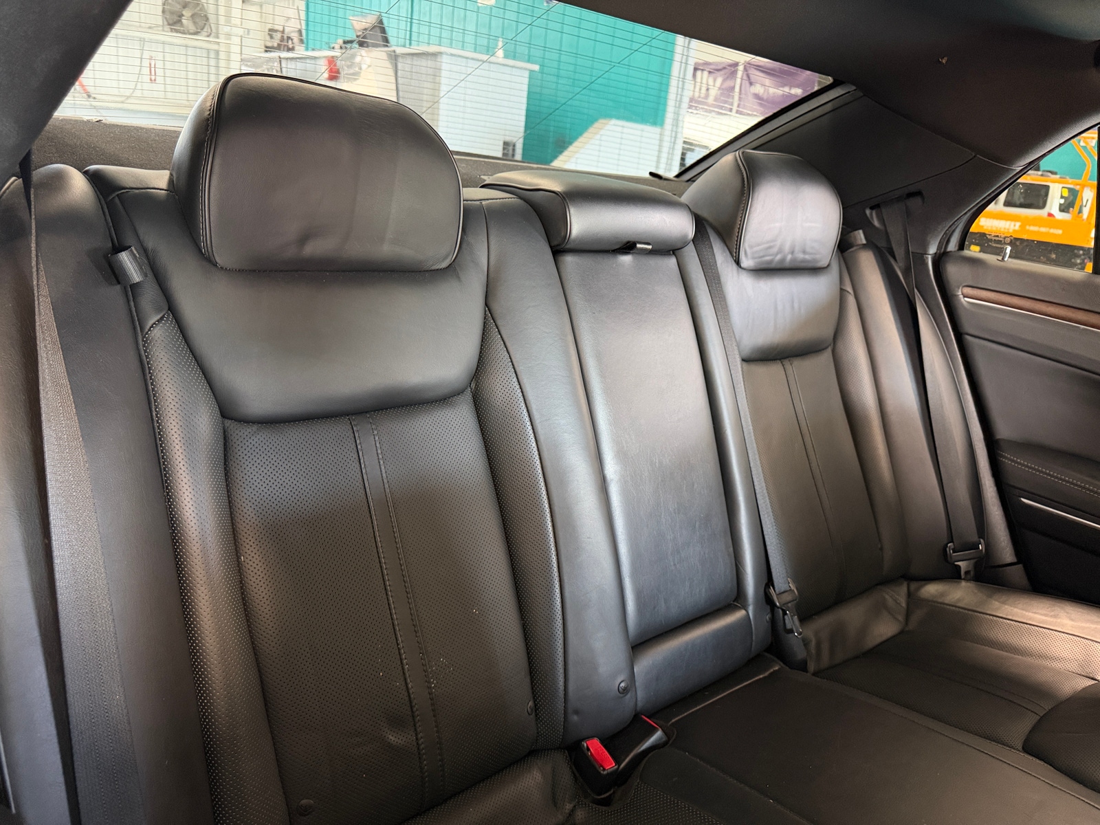 Thumbnail: 2013 Chrysler 300 - 5