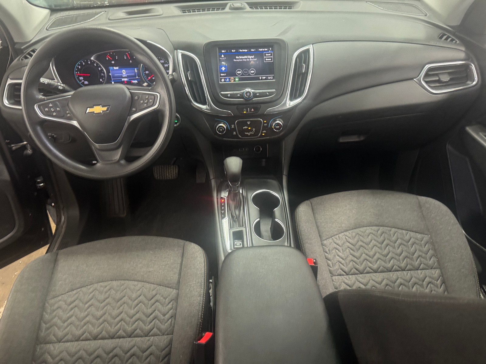 Thumbnail: 2022 Chevrolet Equinox - 3