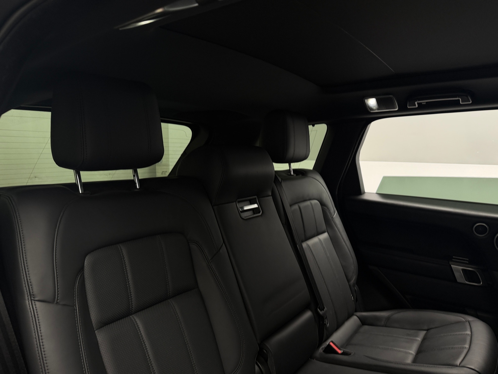 Thumbnail: 2021 Land Rover Range Rover Sport - 5