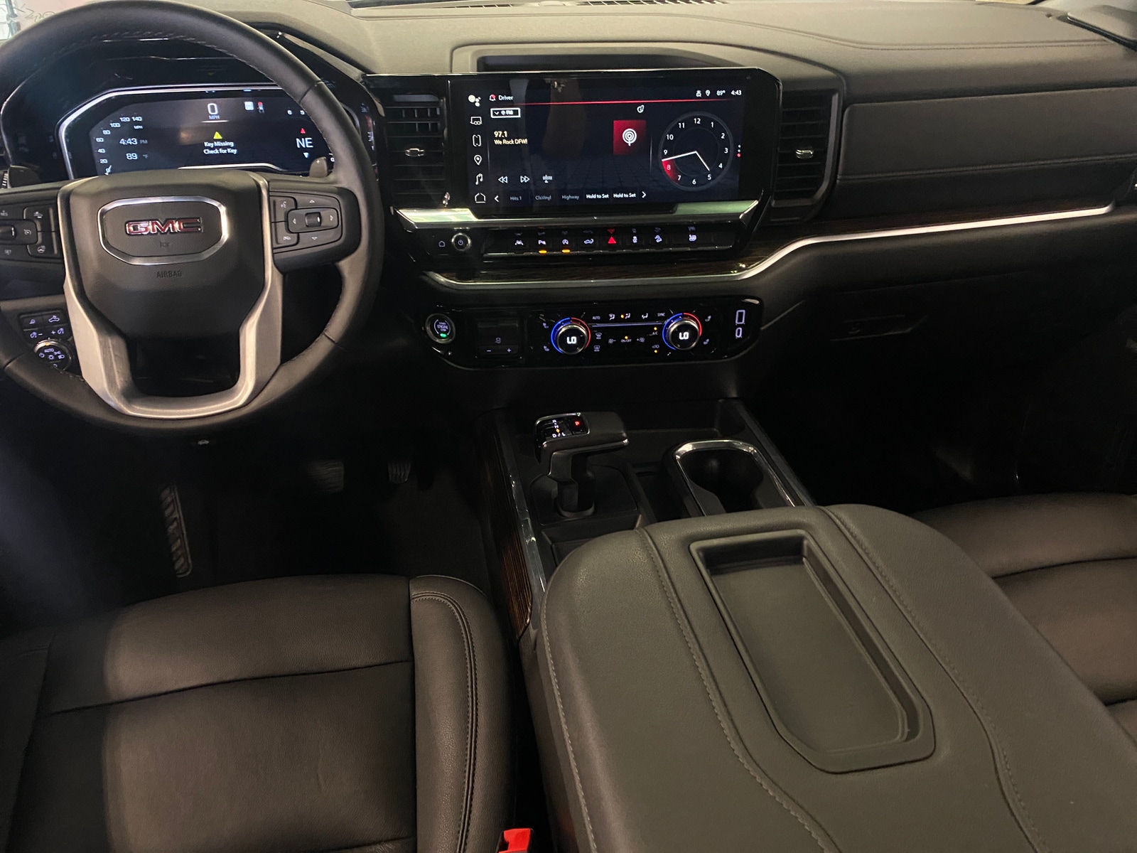 Thumbnail: 2022 GMC Sierra 1500 - 2