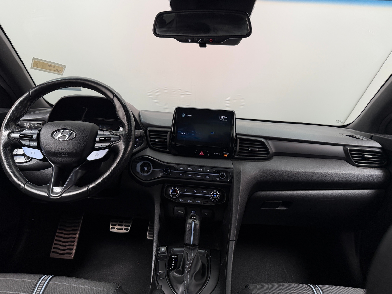 Thumbnail: 2022 Hyundai Veloster - 2