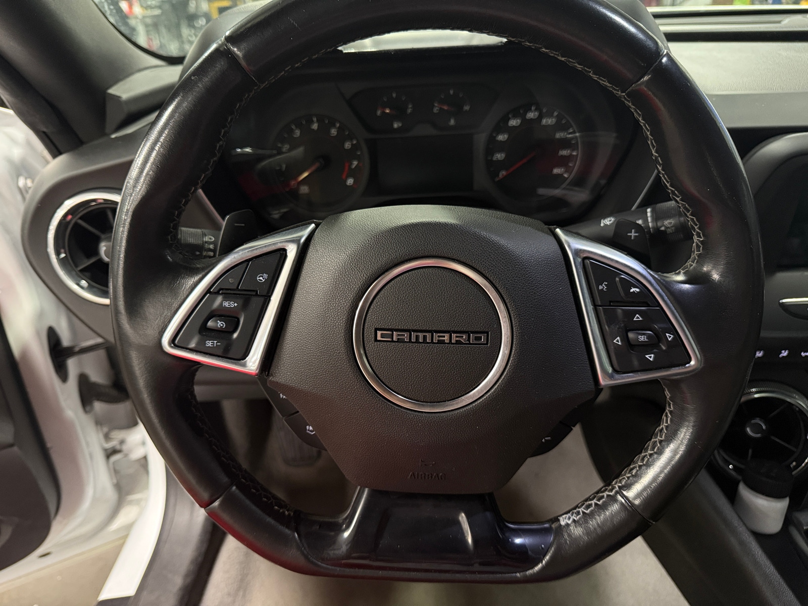 Thumbnail: 2019 Chevrolet Camaro - 5