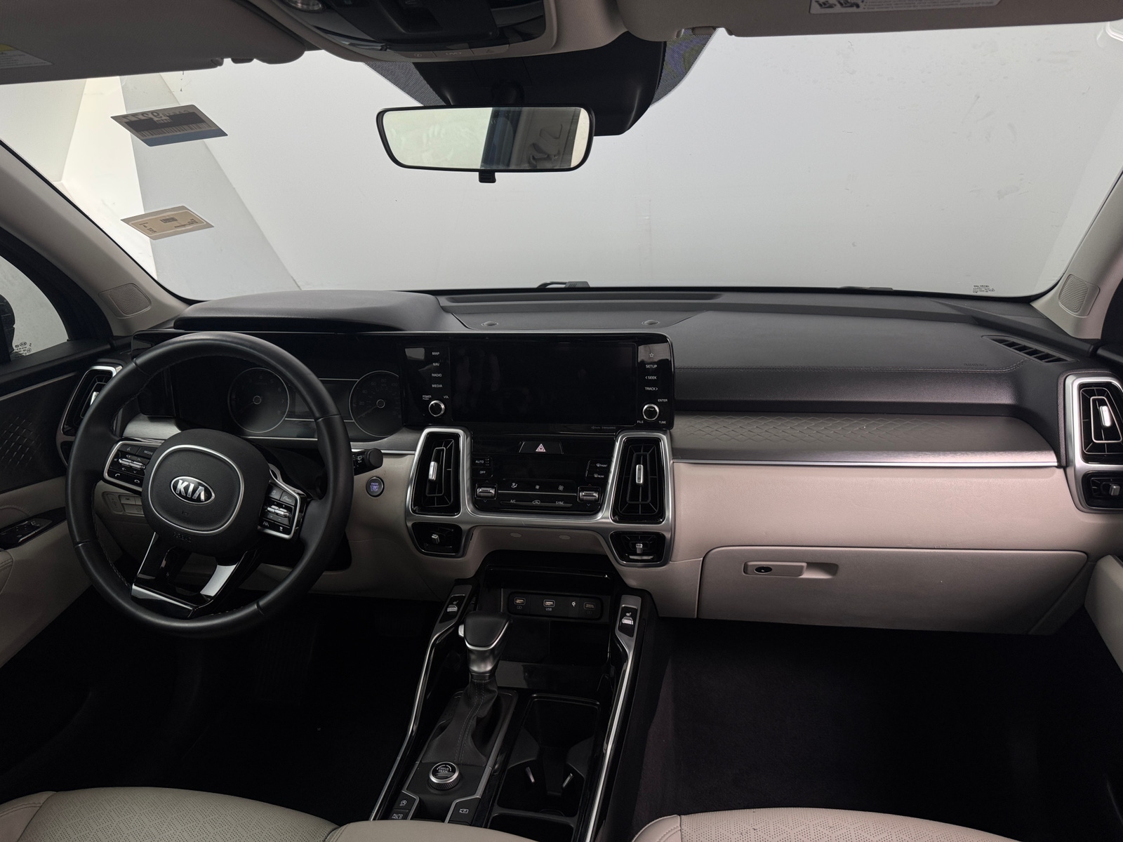 Thumbnail: 2021 Kia Sorento - 2