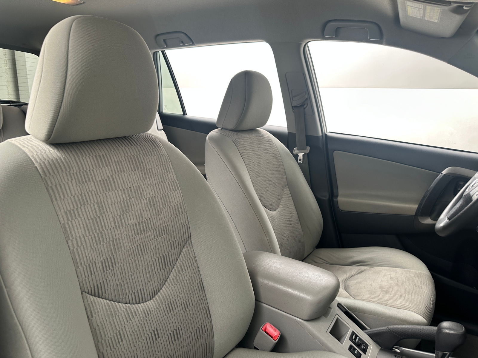 Thumbnail: 2011 Toyota RAV4 - 2