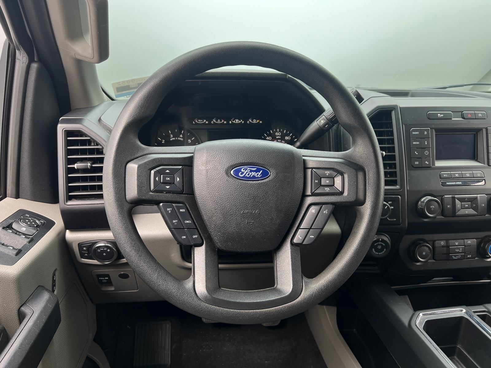 Thumbnail: 2020 Ford Econoline - 5