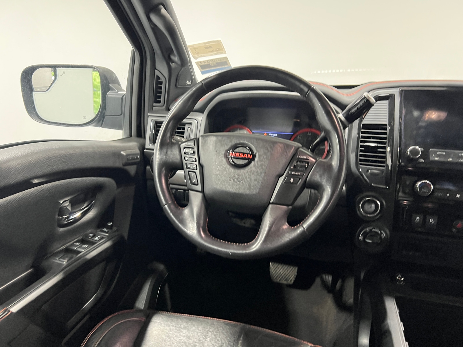 Thumbnail: 2021 Nissan Titan - 4