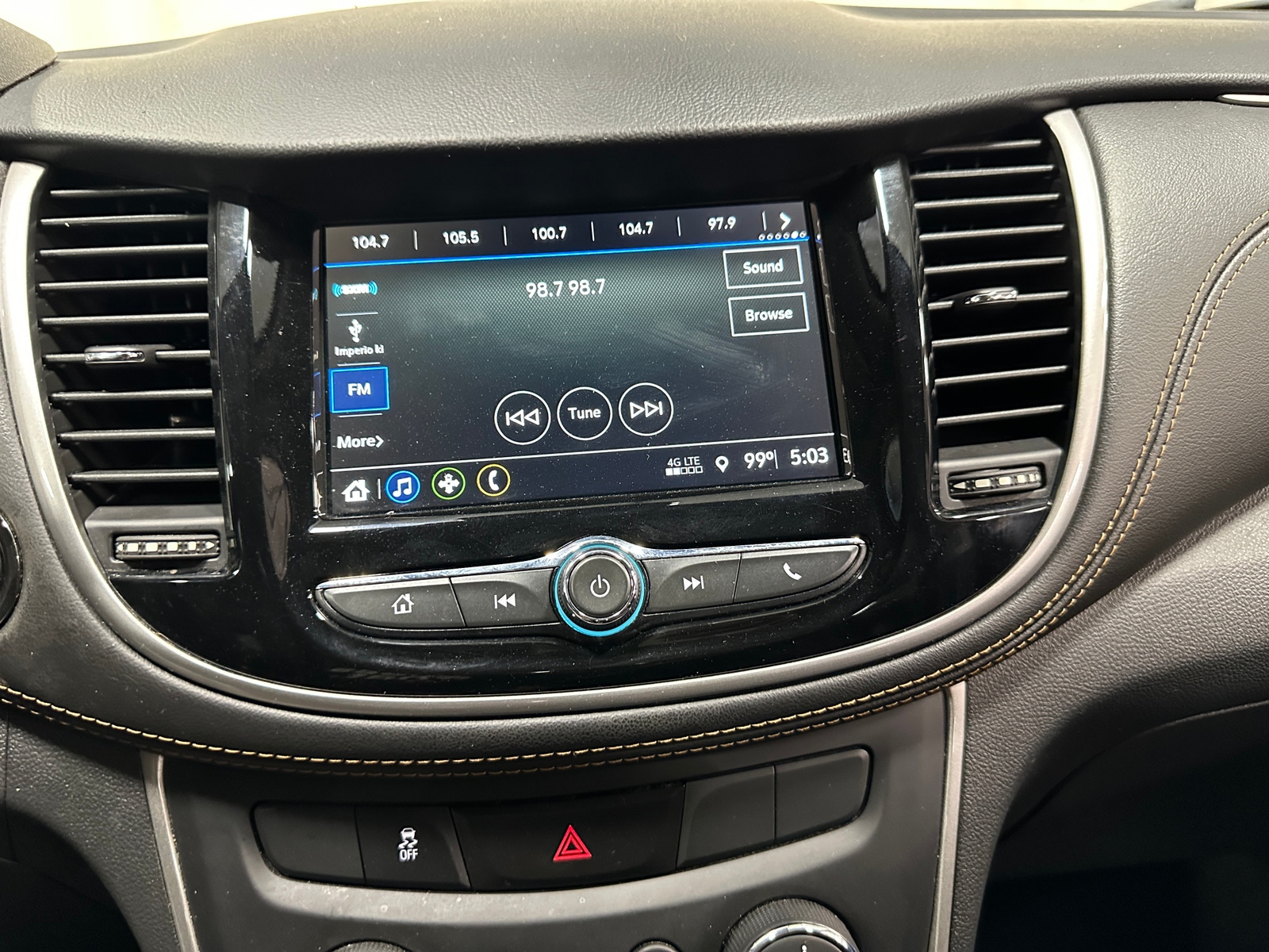 Thumbnail: 2019 Chevrolet Trax - 3