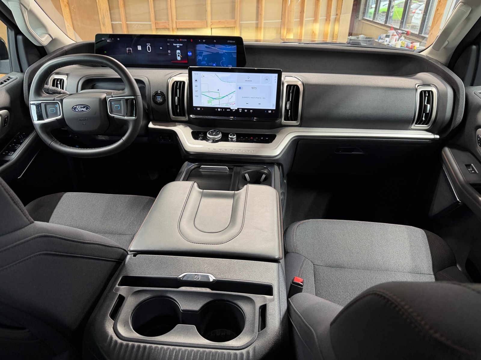Thumbnail: 2025 Ford Expedition MAX - 3