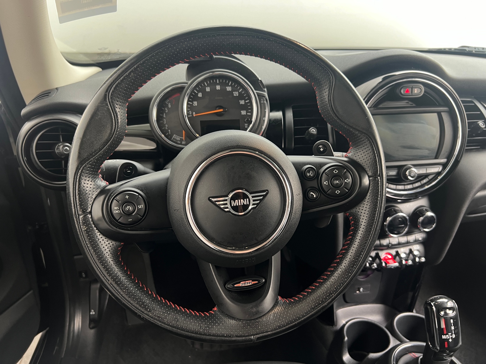 Thumbnail: 2020 MINI Cooper Hardtop - 4