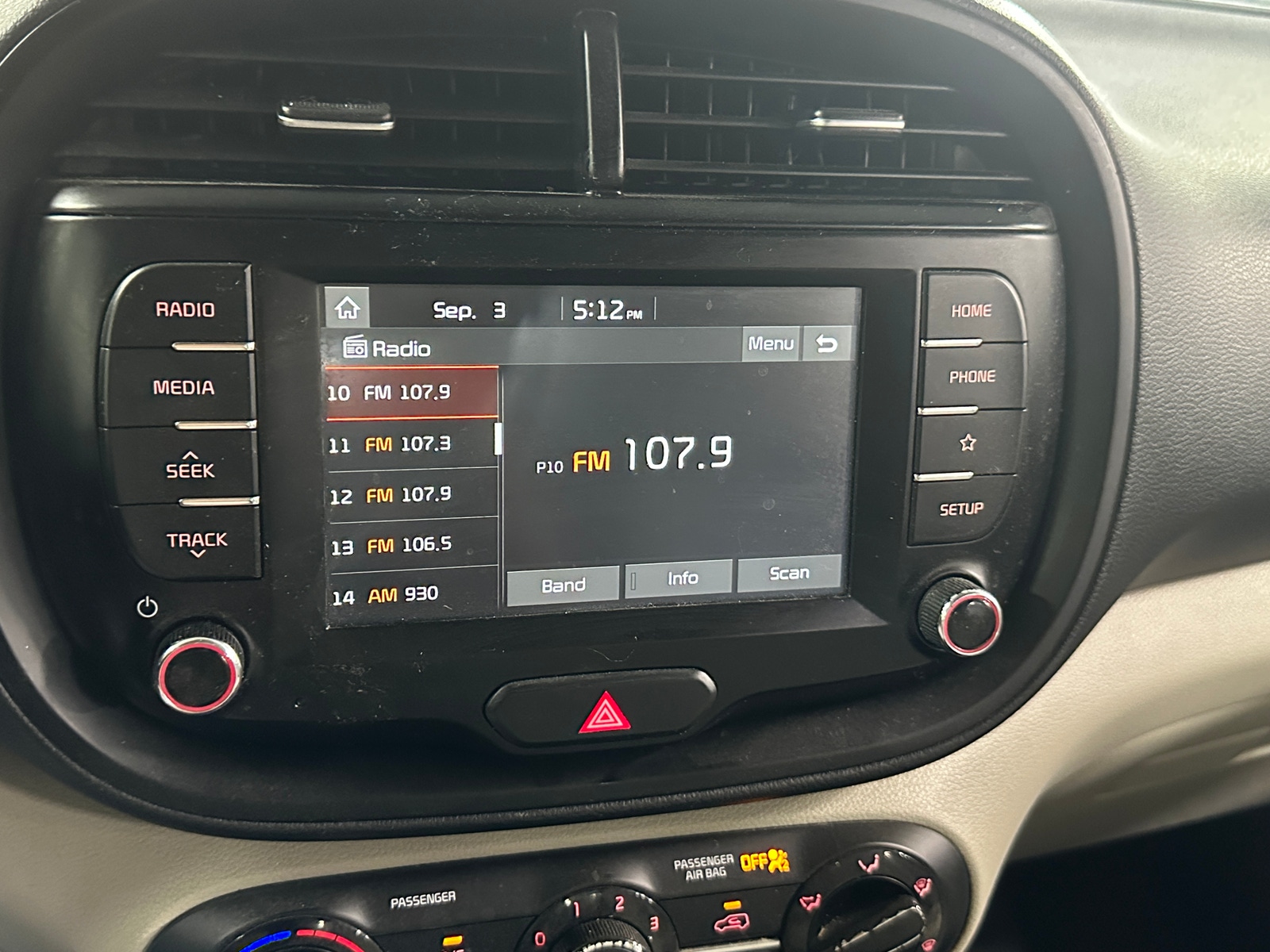 Thumbnail: 2021 Kia Soul - 4