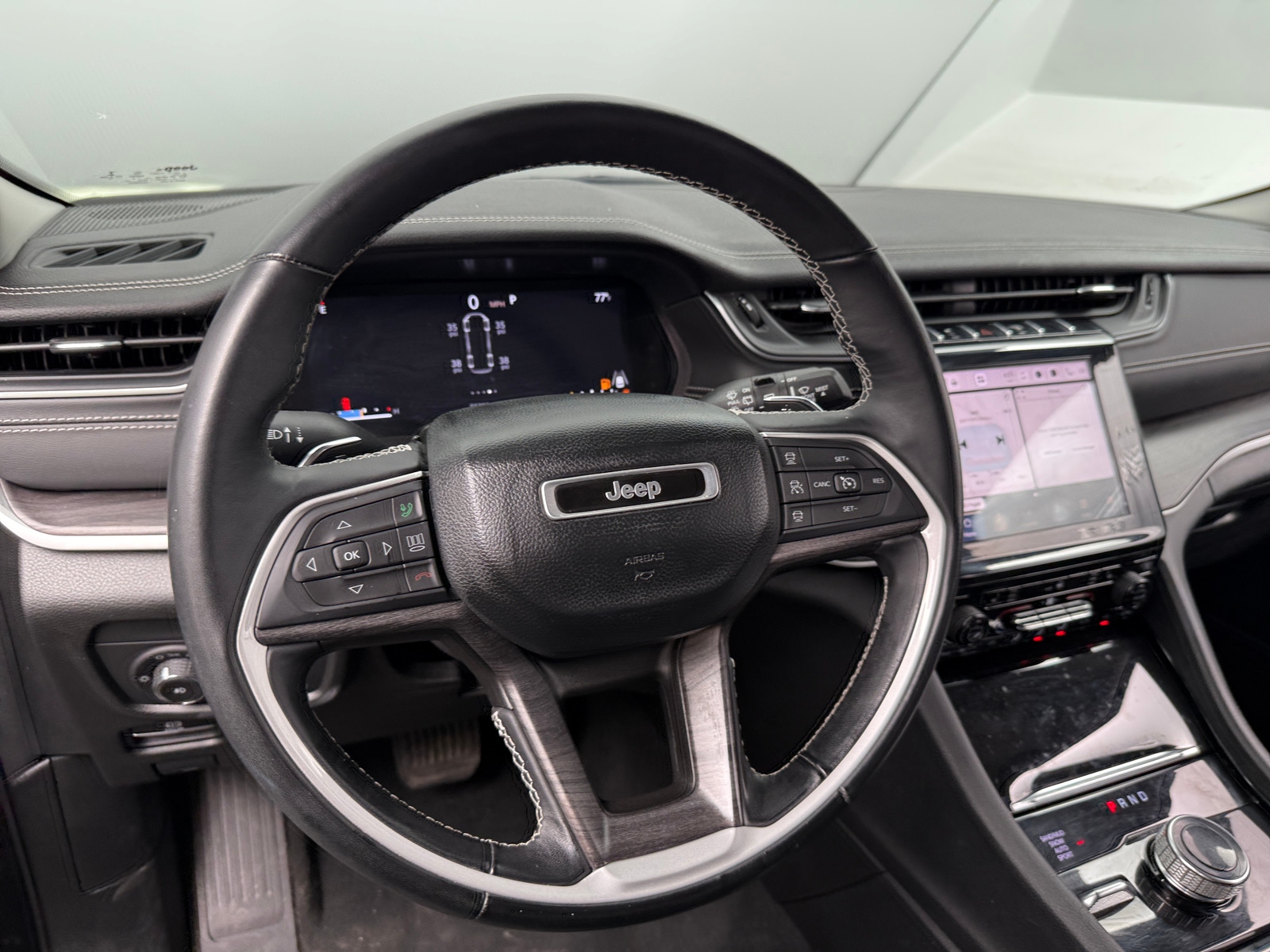 Thumbnail: 2022 Jeep Grand Cherokee - 4