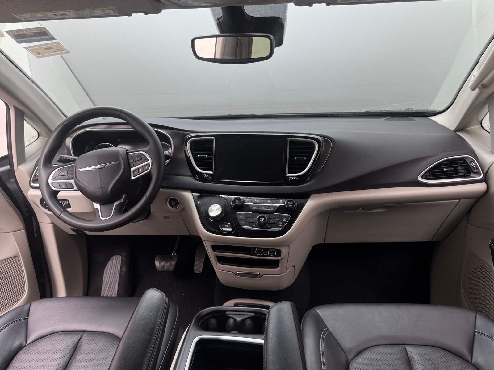 Thumbnail: 2024 Chrysler Pacifica - 2