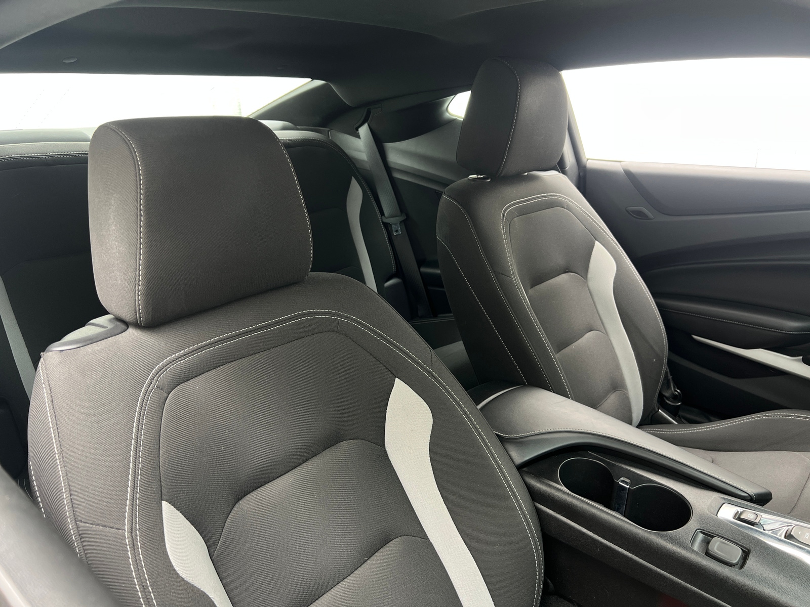 Thumbnail: 2019 Chevrolet Camaro - 2