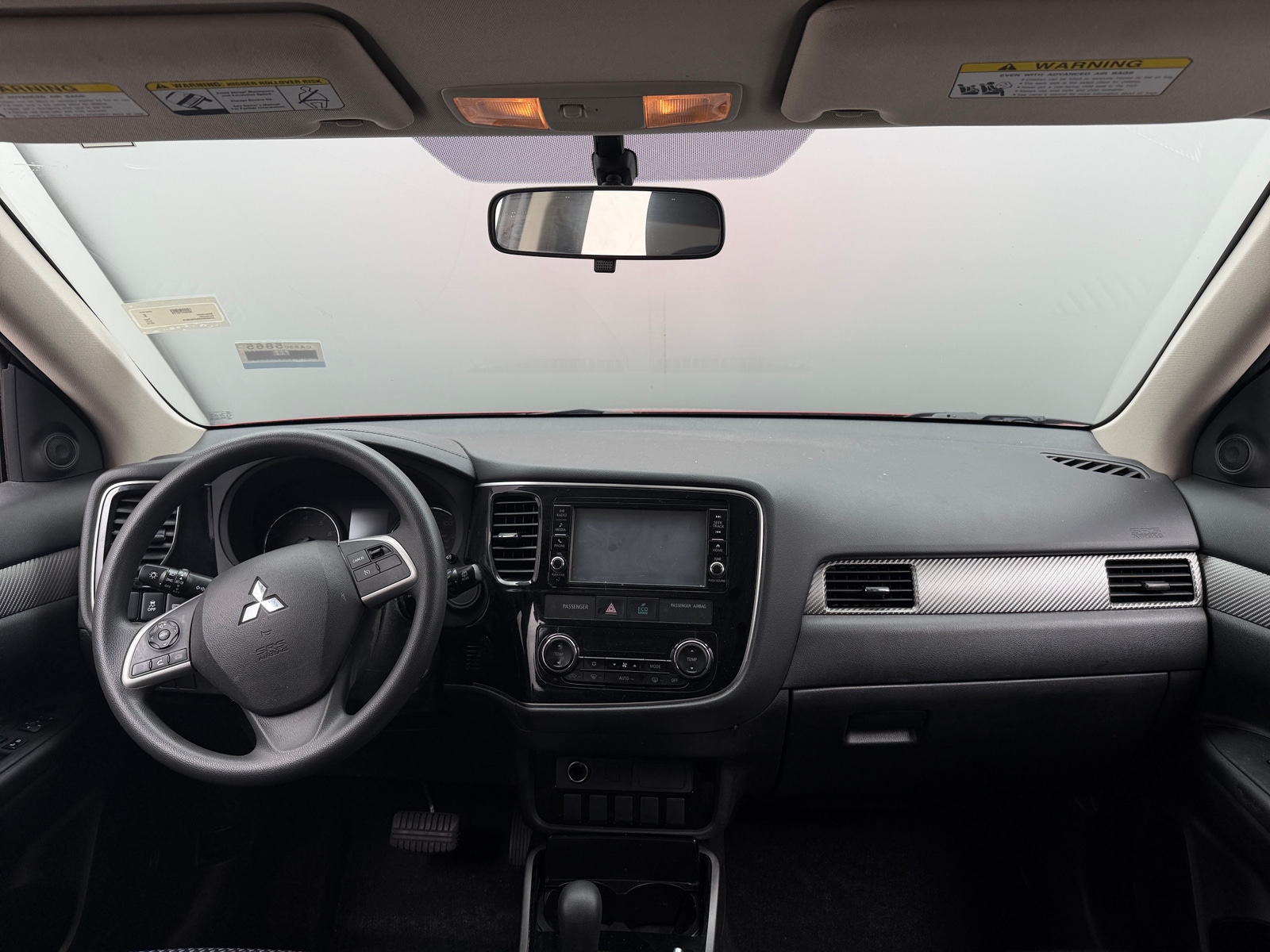Thumbnail: 2018 Mitsubishi Outlander - 3