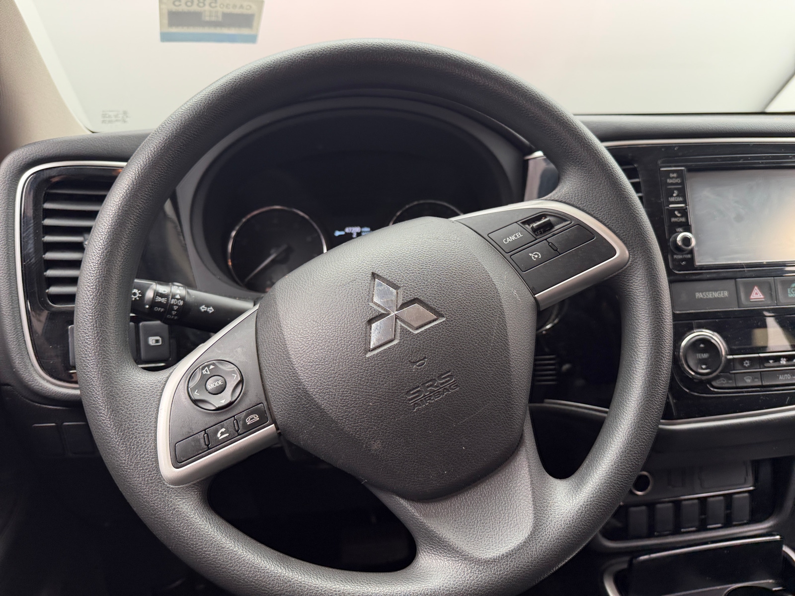 Thumbnail: 2018 Mitsubishi Outlander - 5