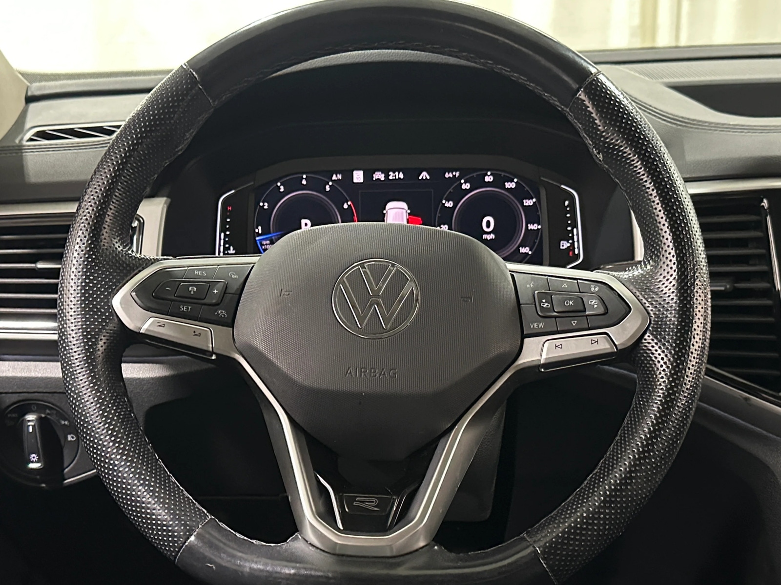 Thumbnail: 2022 Volkswagen Atlas - 4