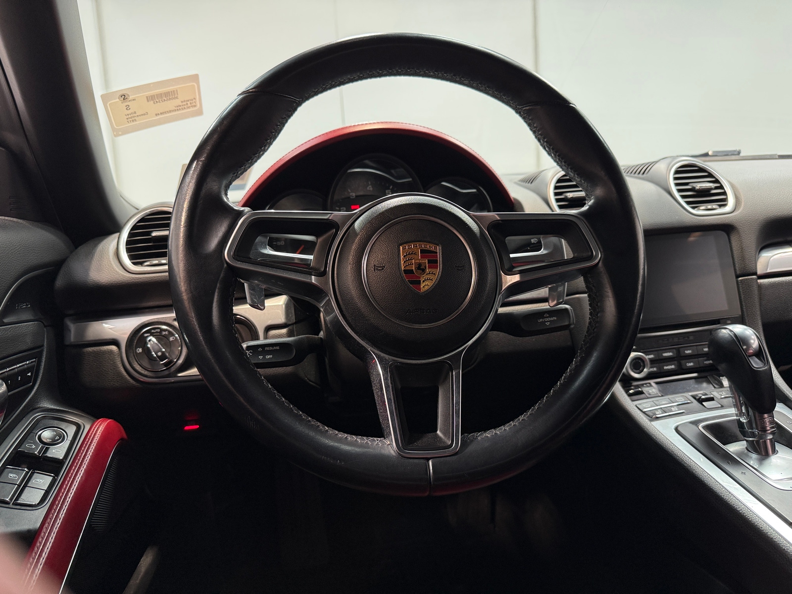 Thumbnail: 2017 Porsche 718 Boxster - 5