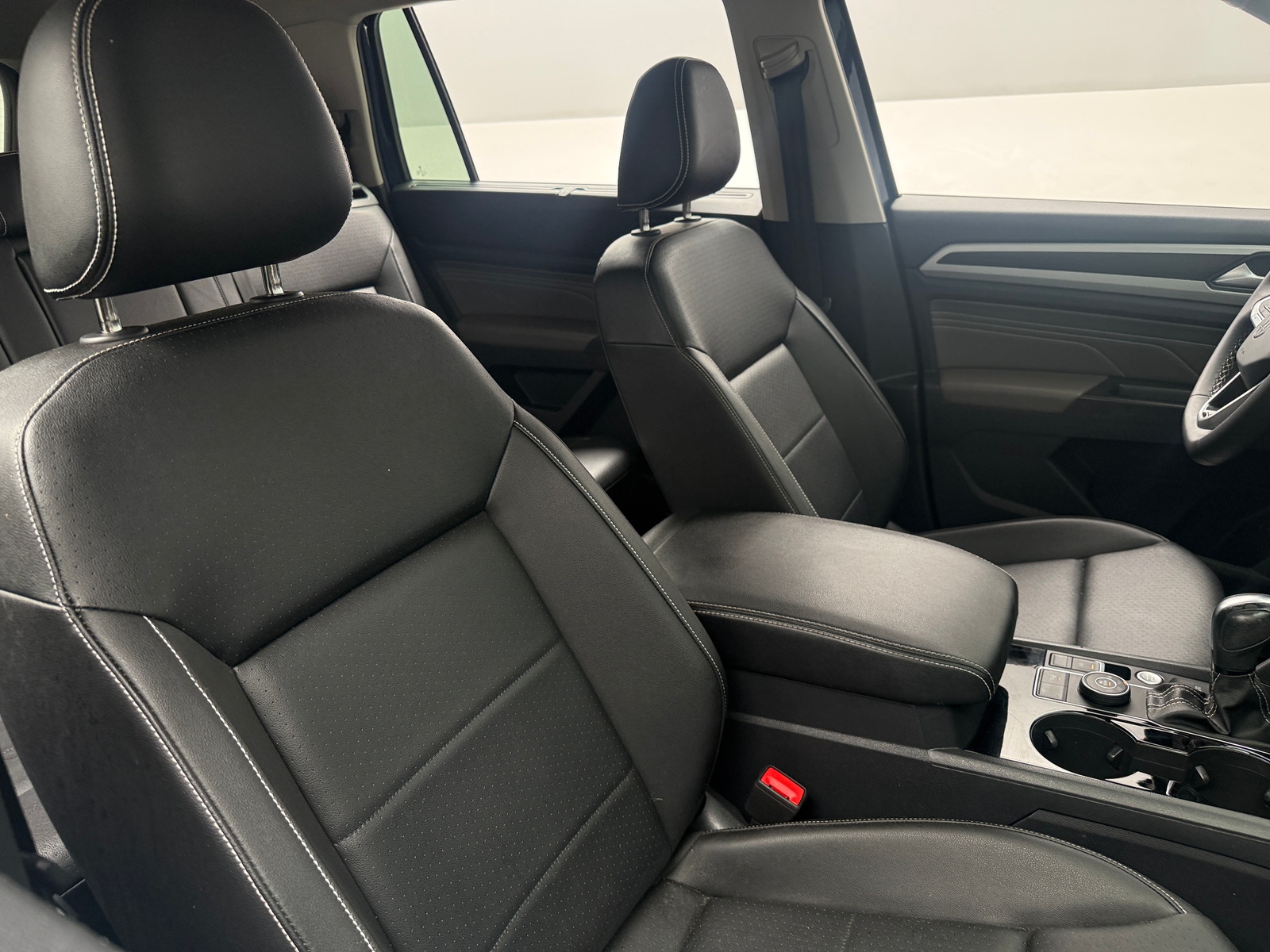 Thumbnail: 2023 Volkswagen Atlas - 2