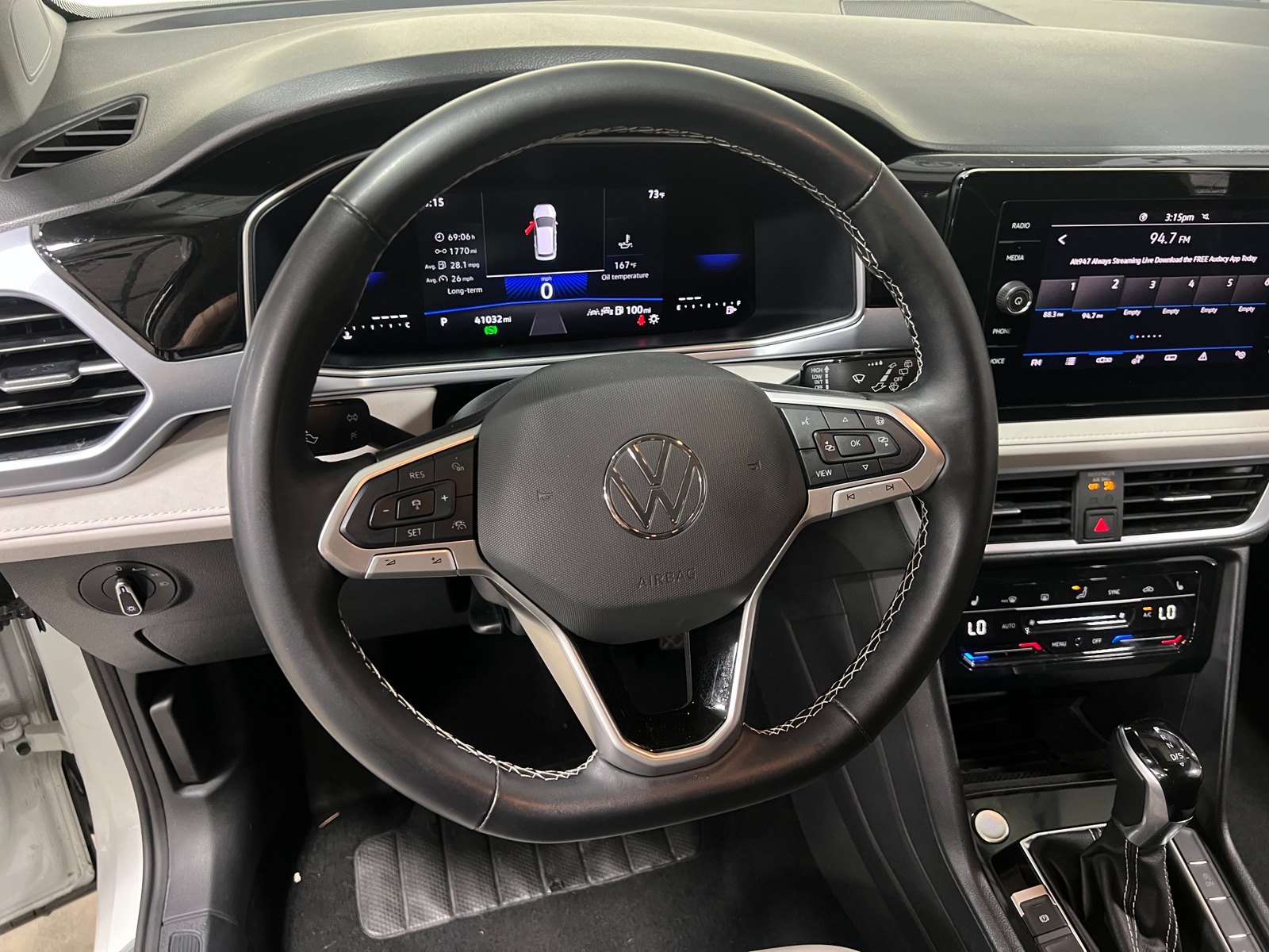 Thumbnail: 2025 Volkswagen Taos - 5