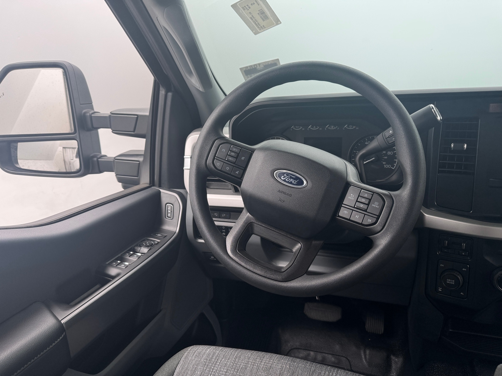 Thumbnail: 2023 Ford Econoline - 5
