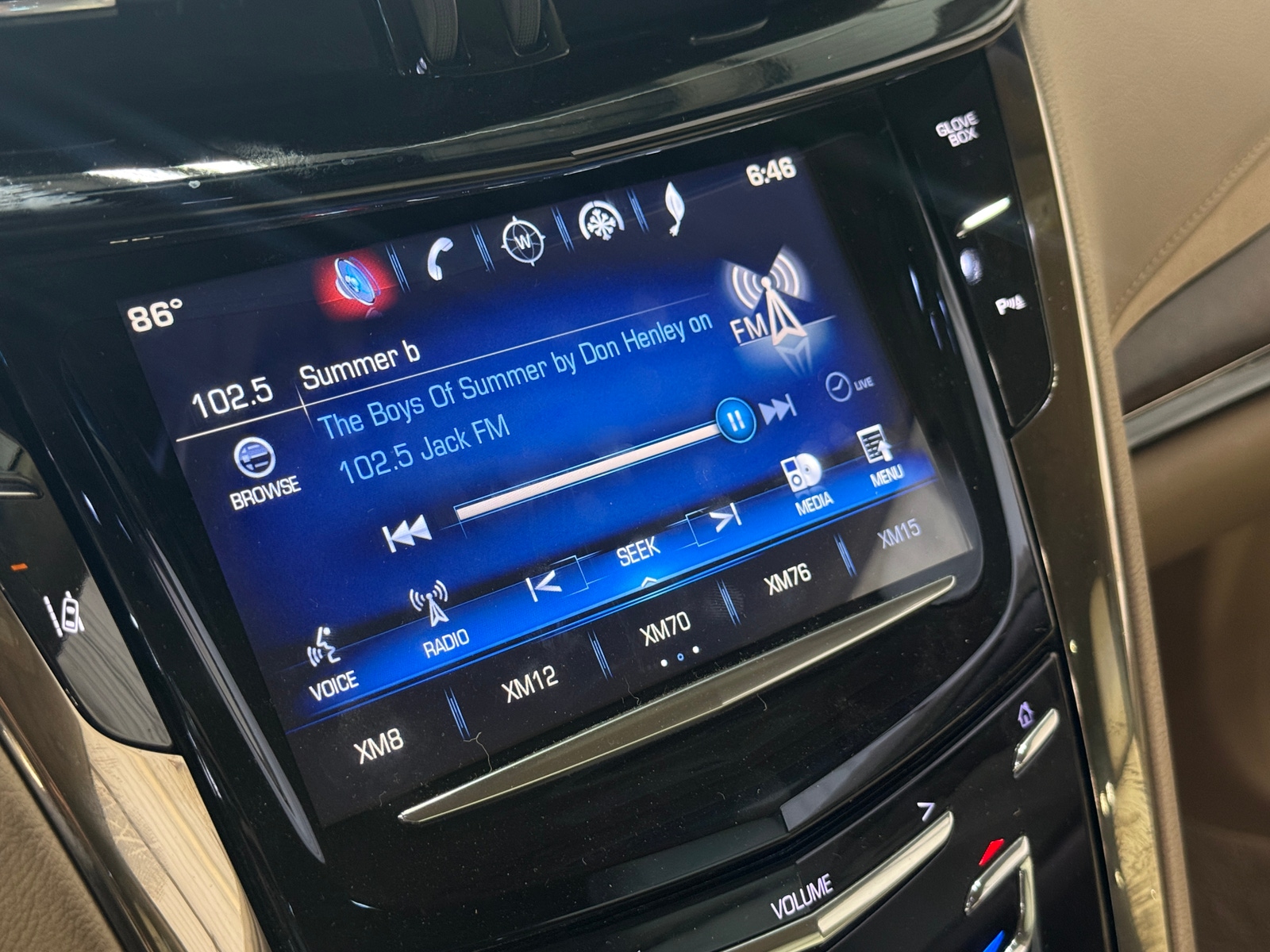 Thumbnail: 2014 Cadillac ELR - 2