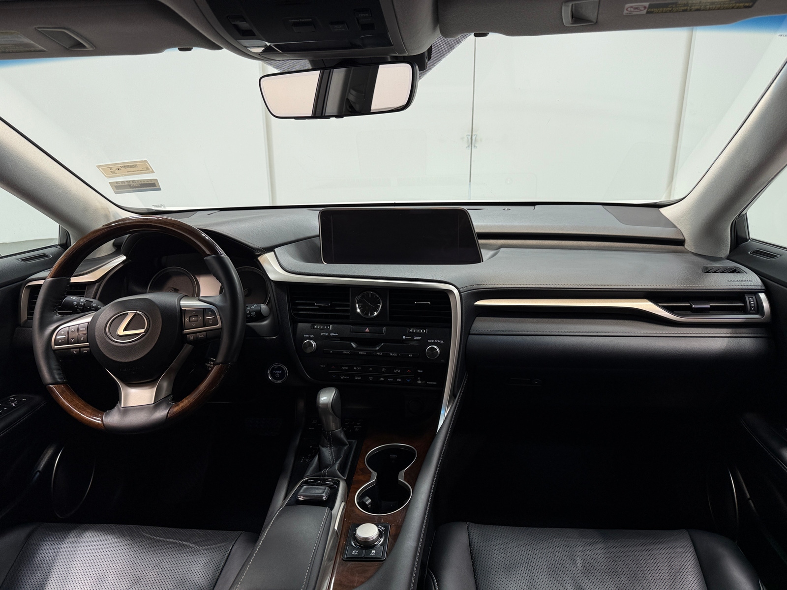 Thumbnail: 2017 Lexus RX - 2