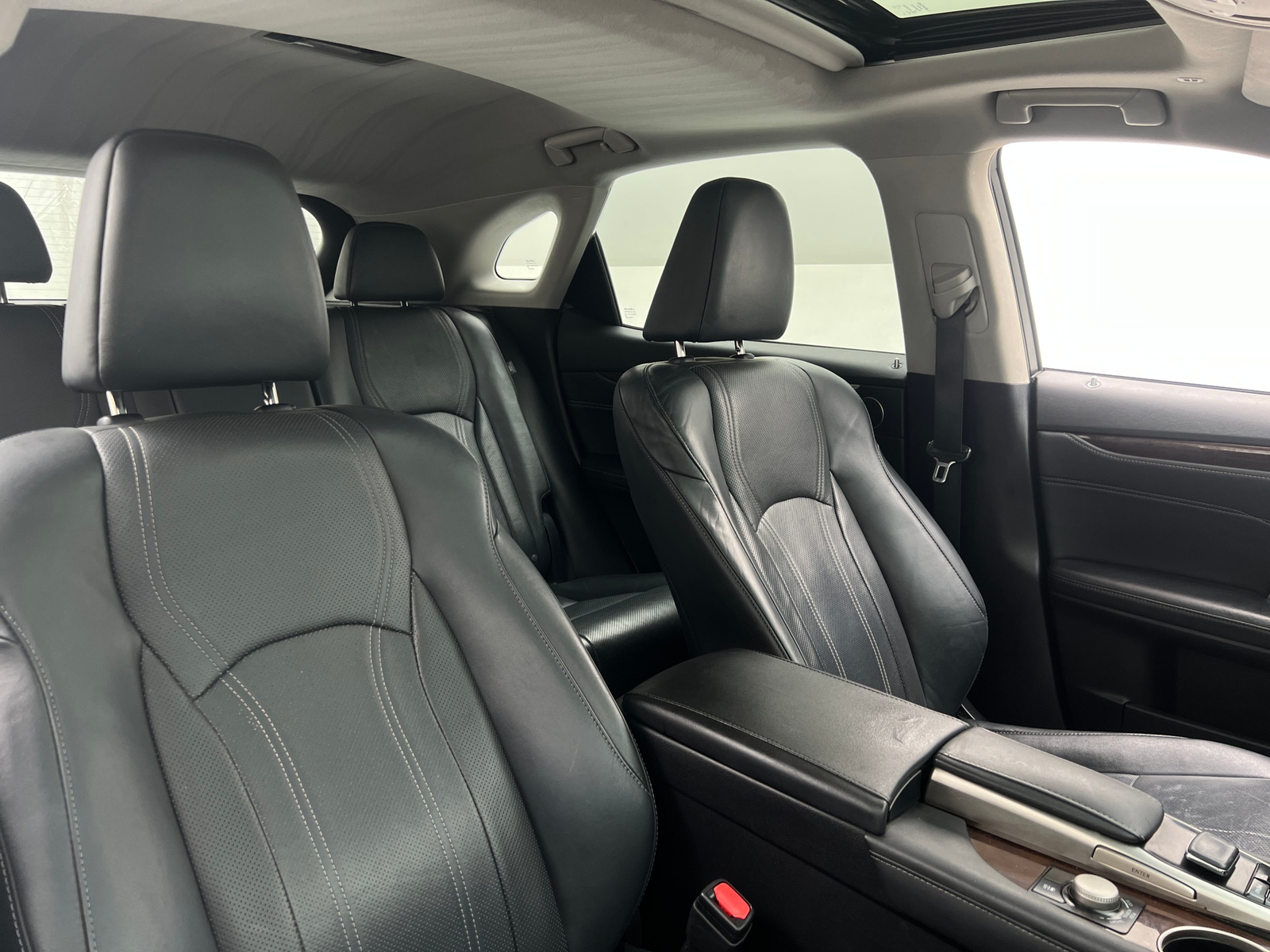 Thumbnail: 2016 Lexus RX - 2