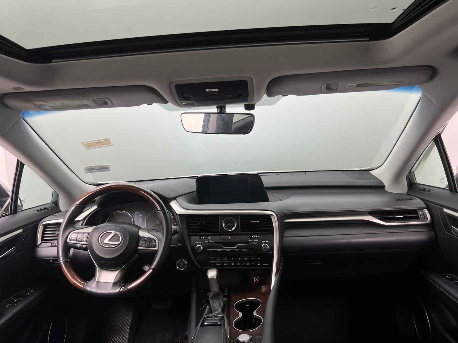 Thumbnail: 2016 Lexus RX - 3