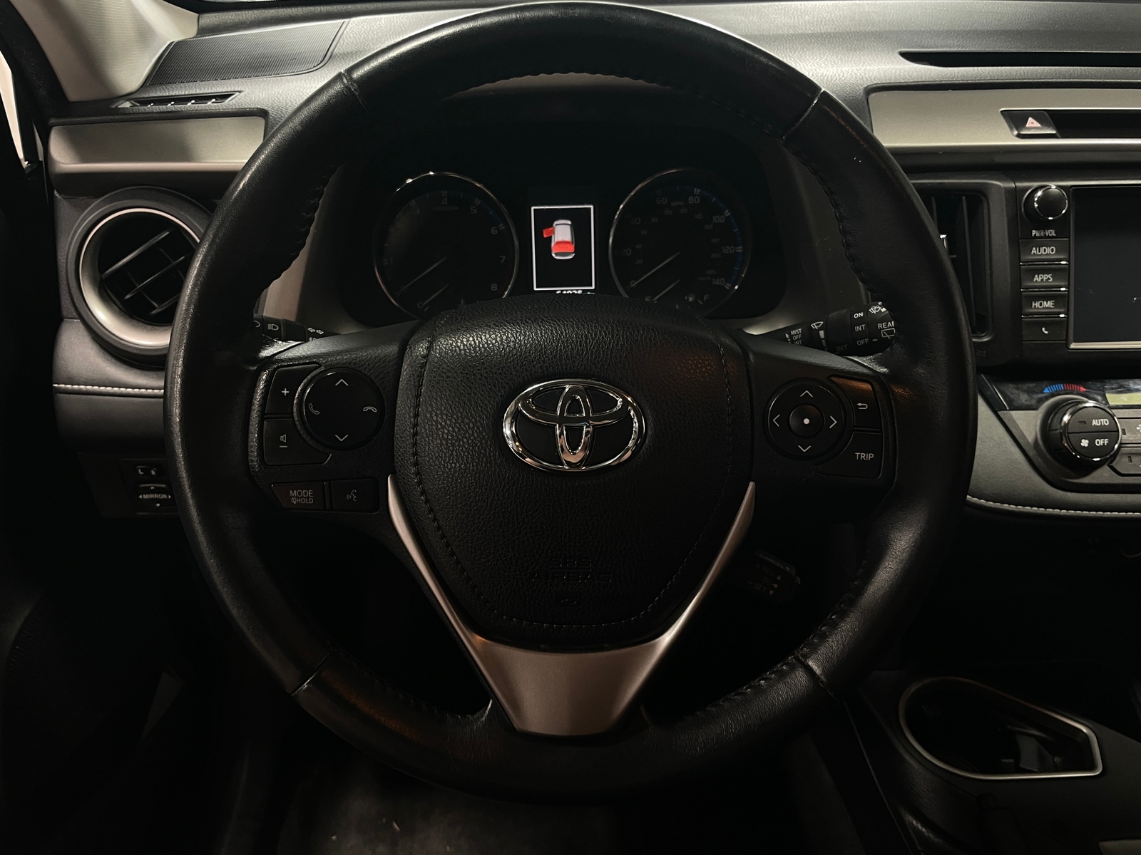 Thumbnail: 2016 Toyota RAV4 - 5